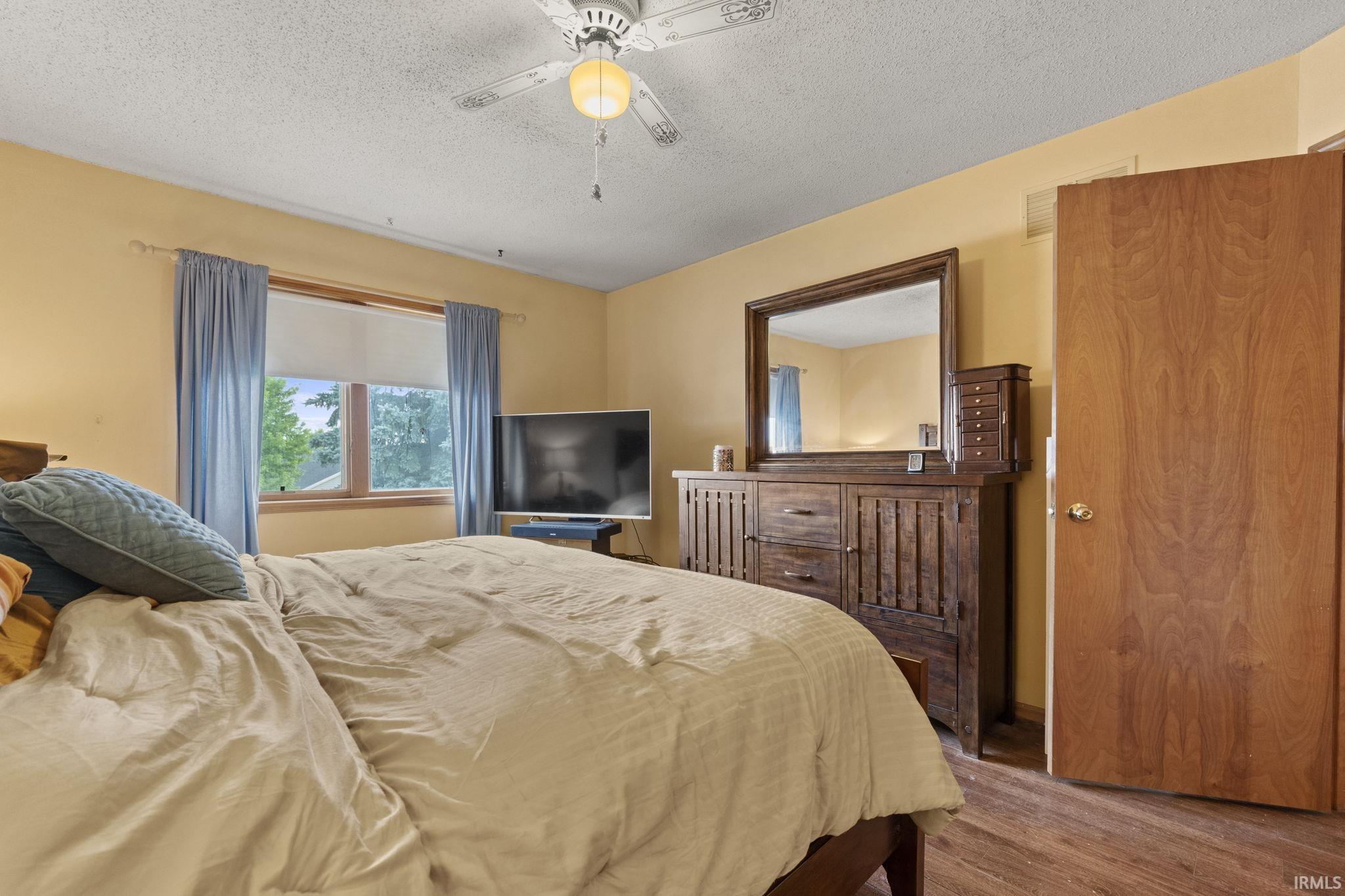 3611 Winding River