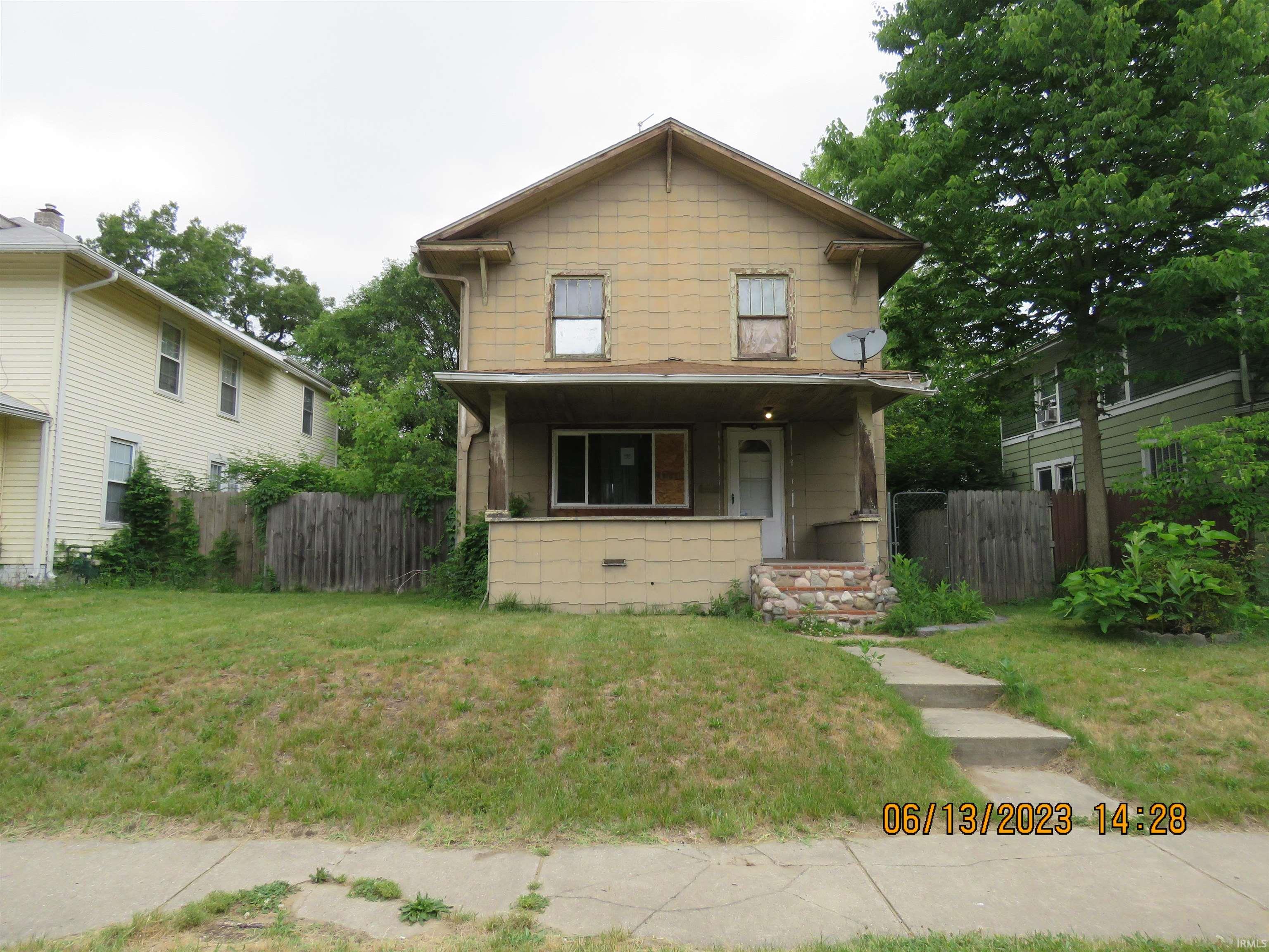 1325 Randolph