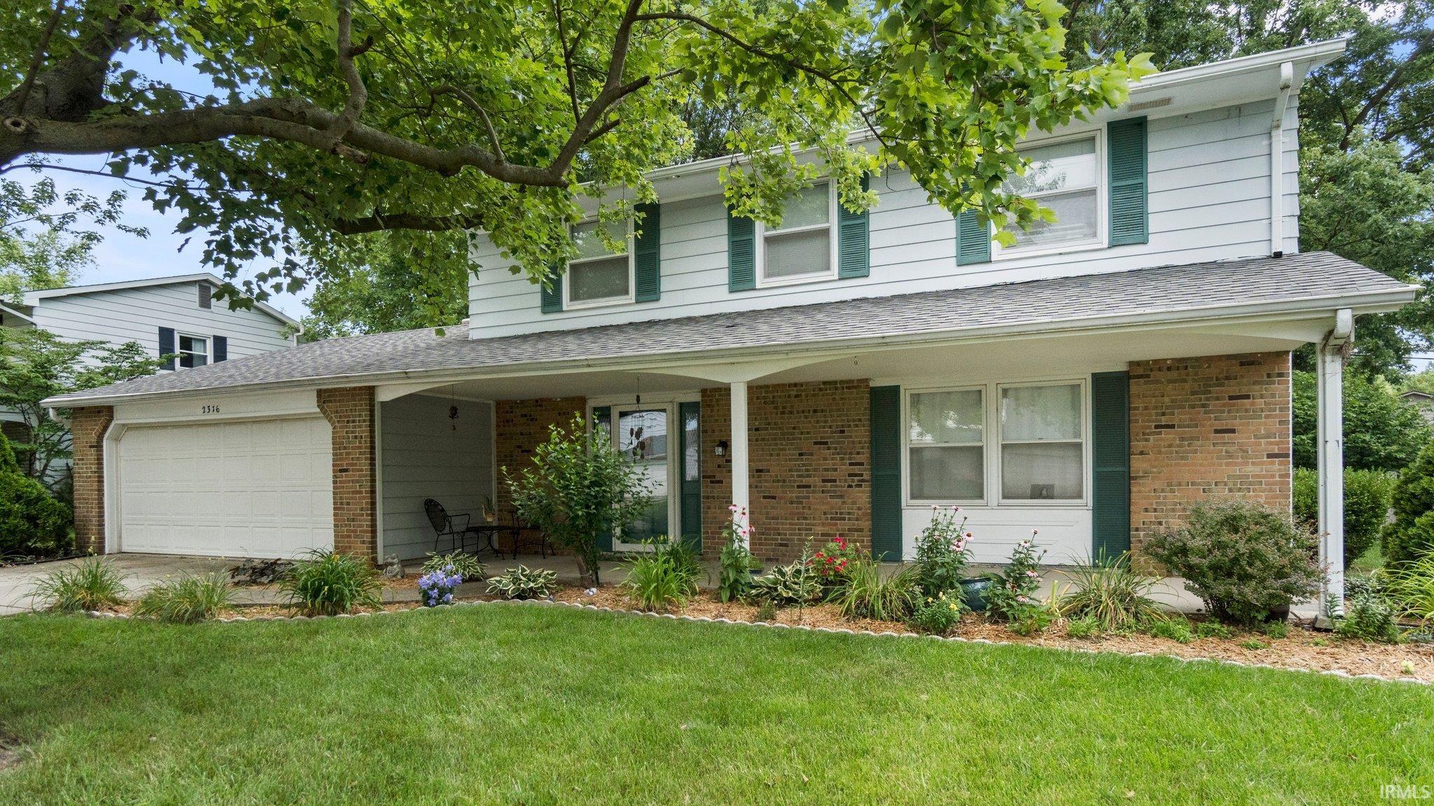 2316 Forest Valley