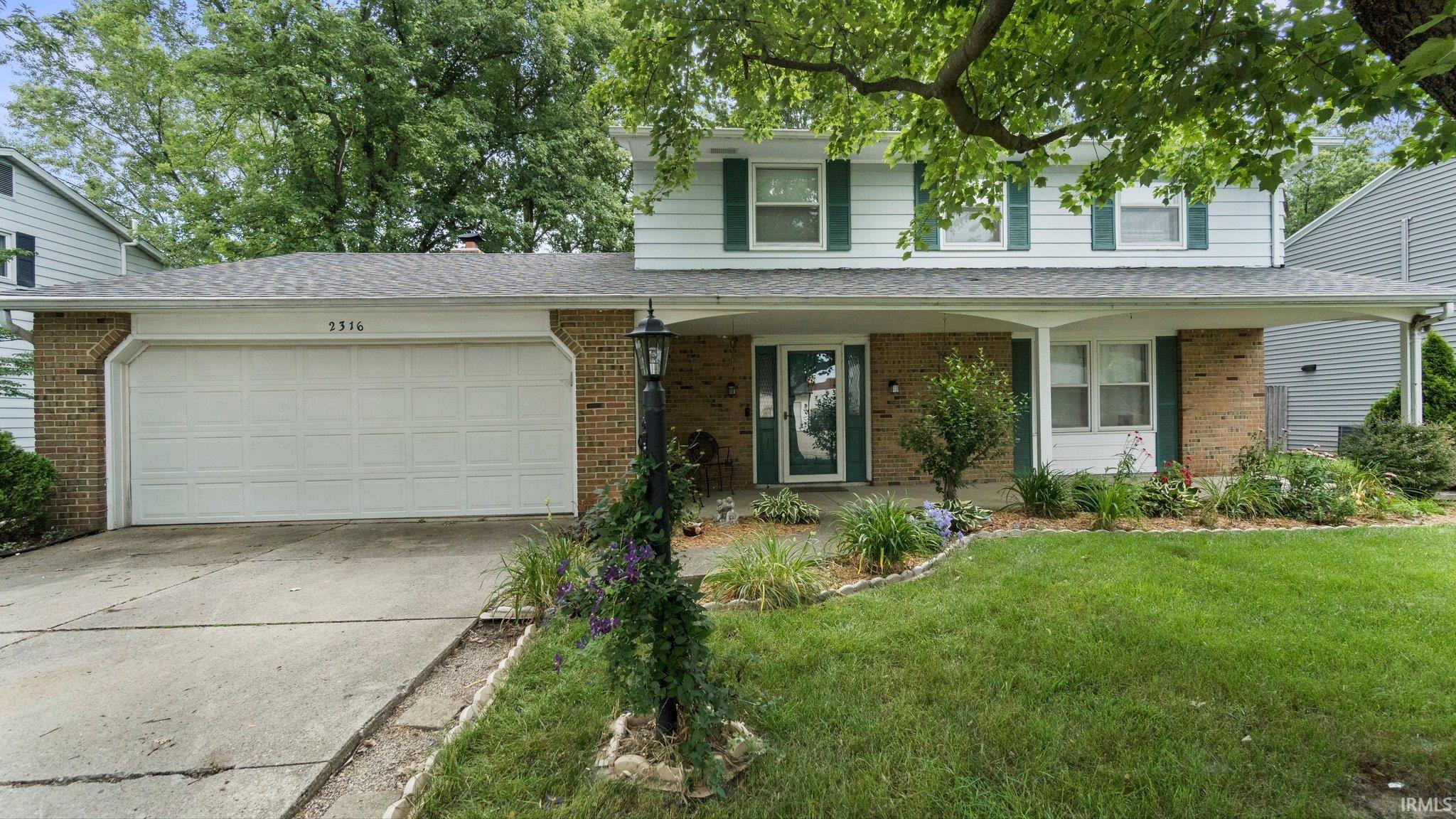 2316 Forest Valley
