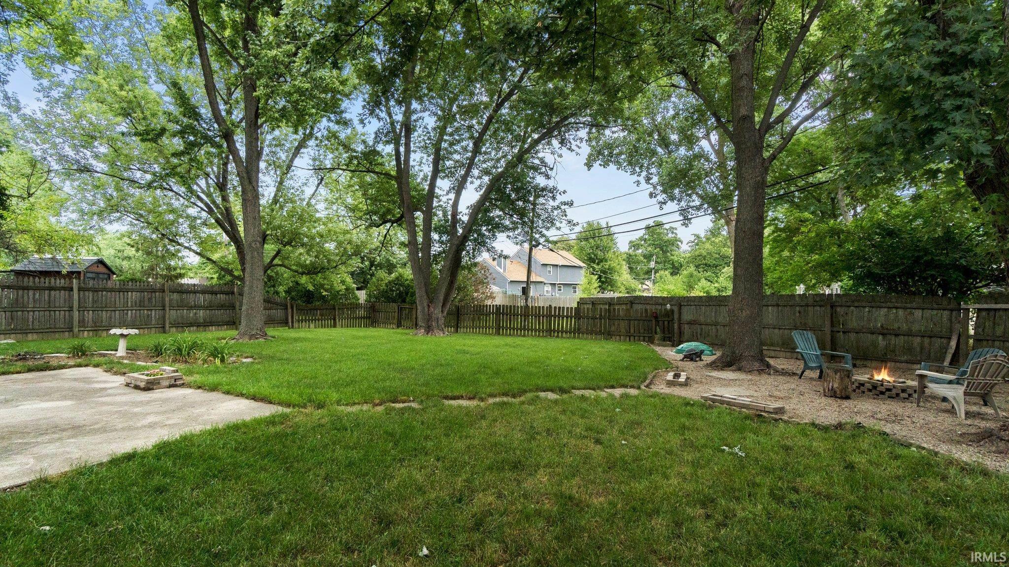 2316 Forest Valley