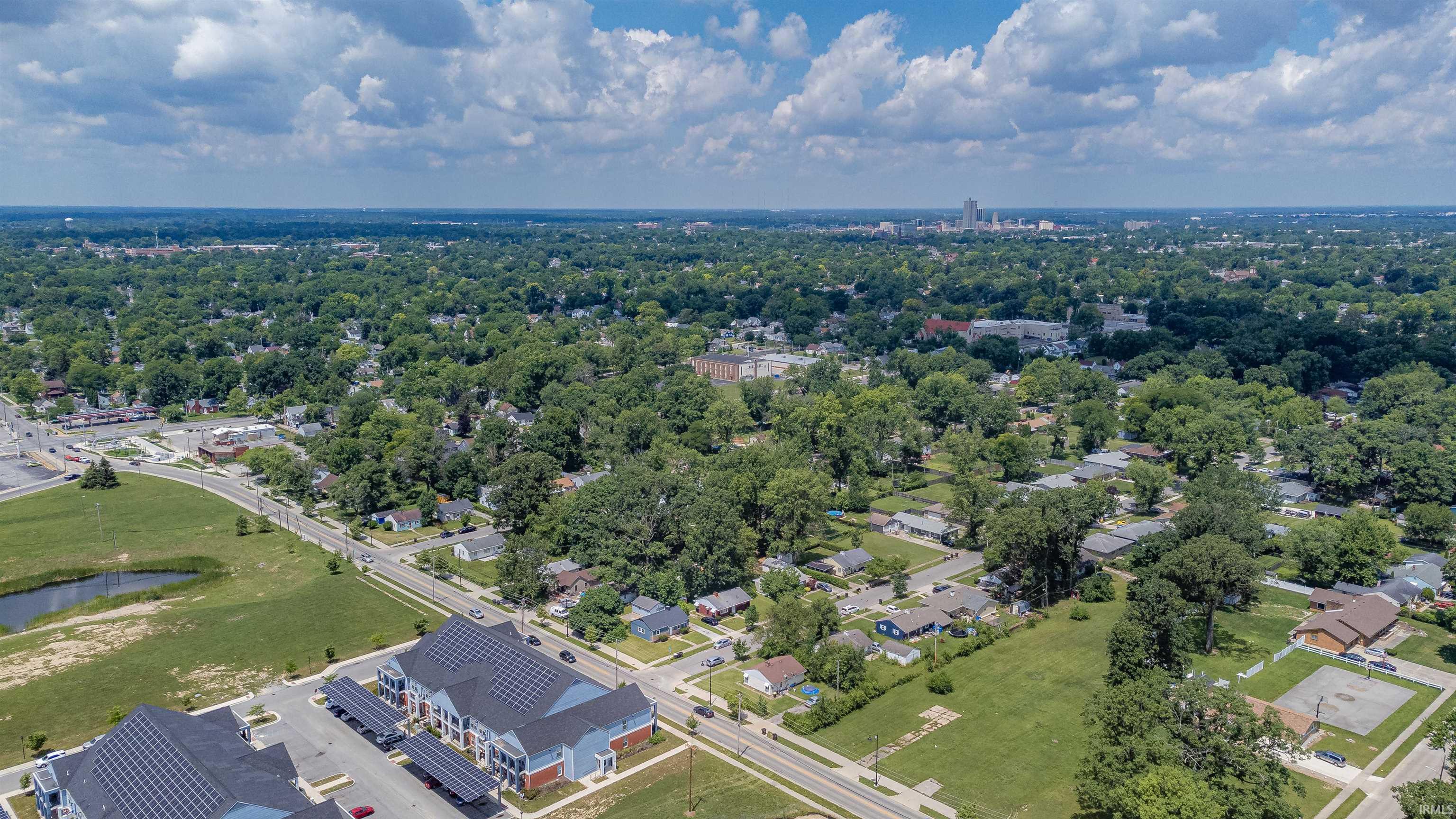 4146 Plaza