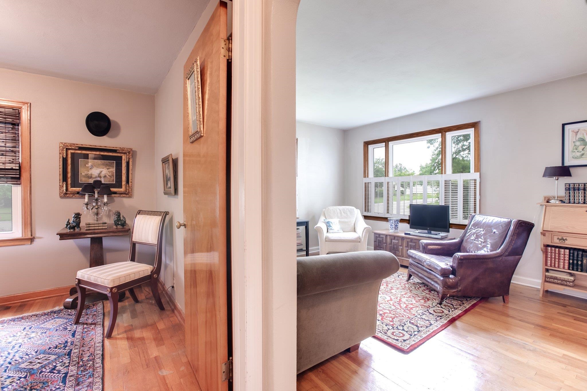 1419 Woodward