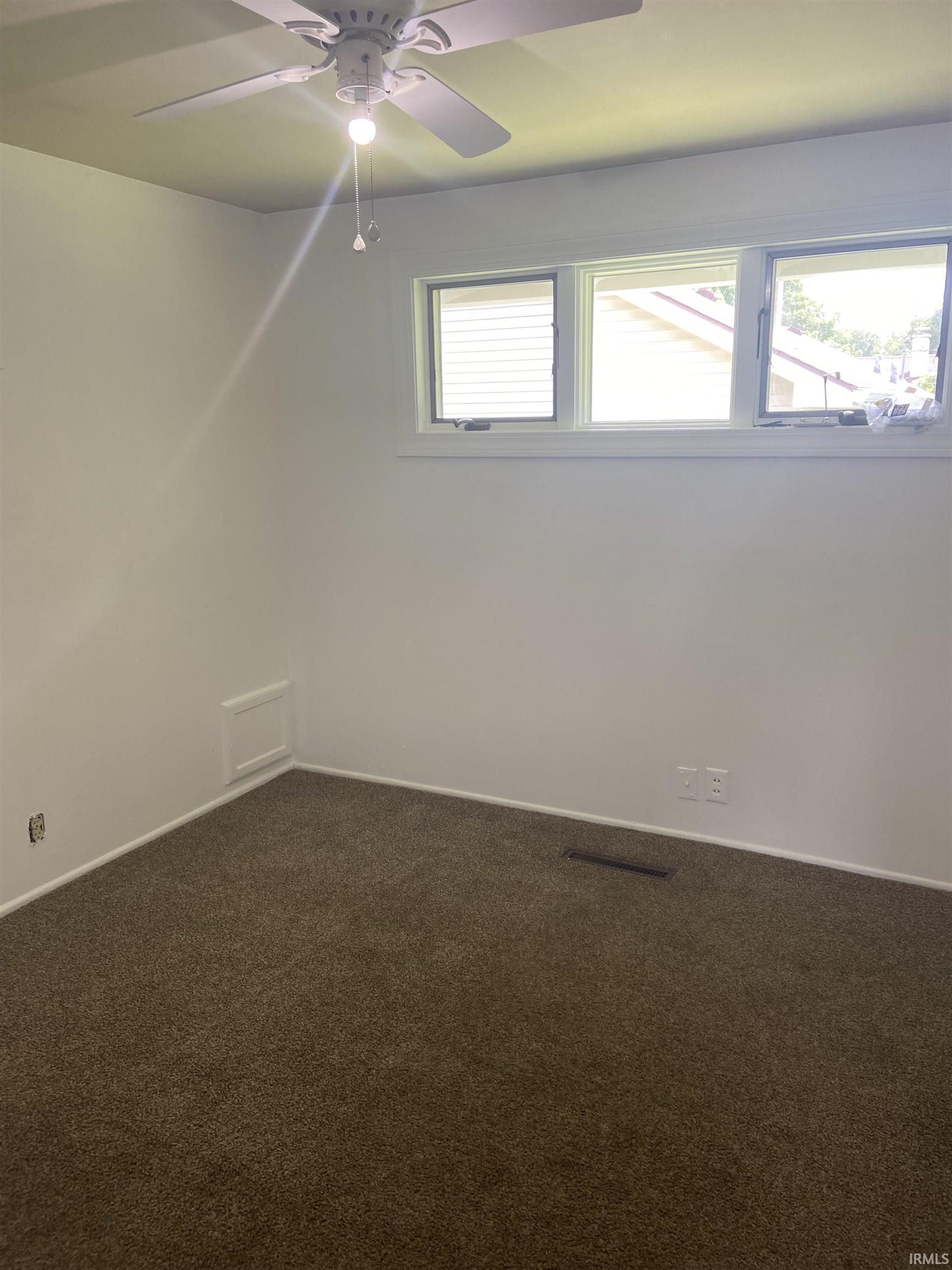 2903 Hilltop