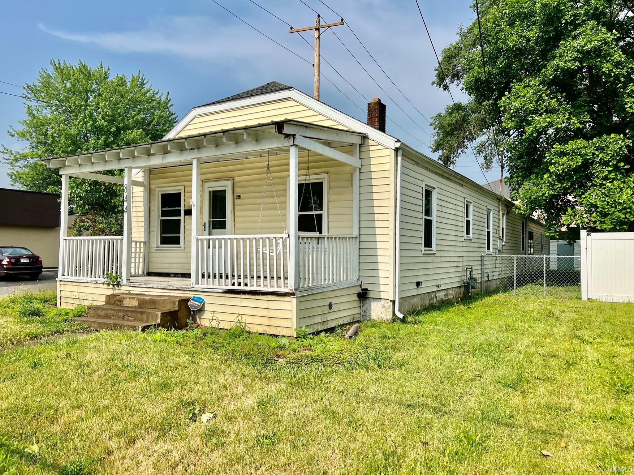 844 Main