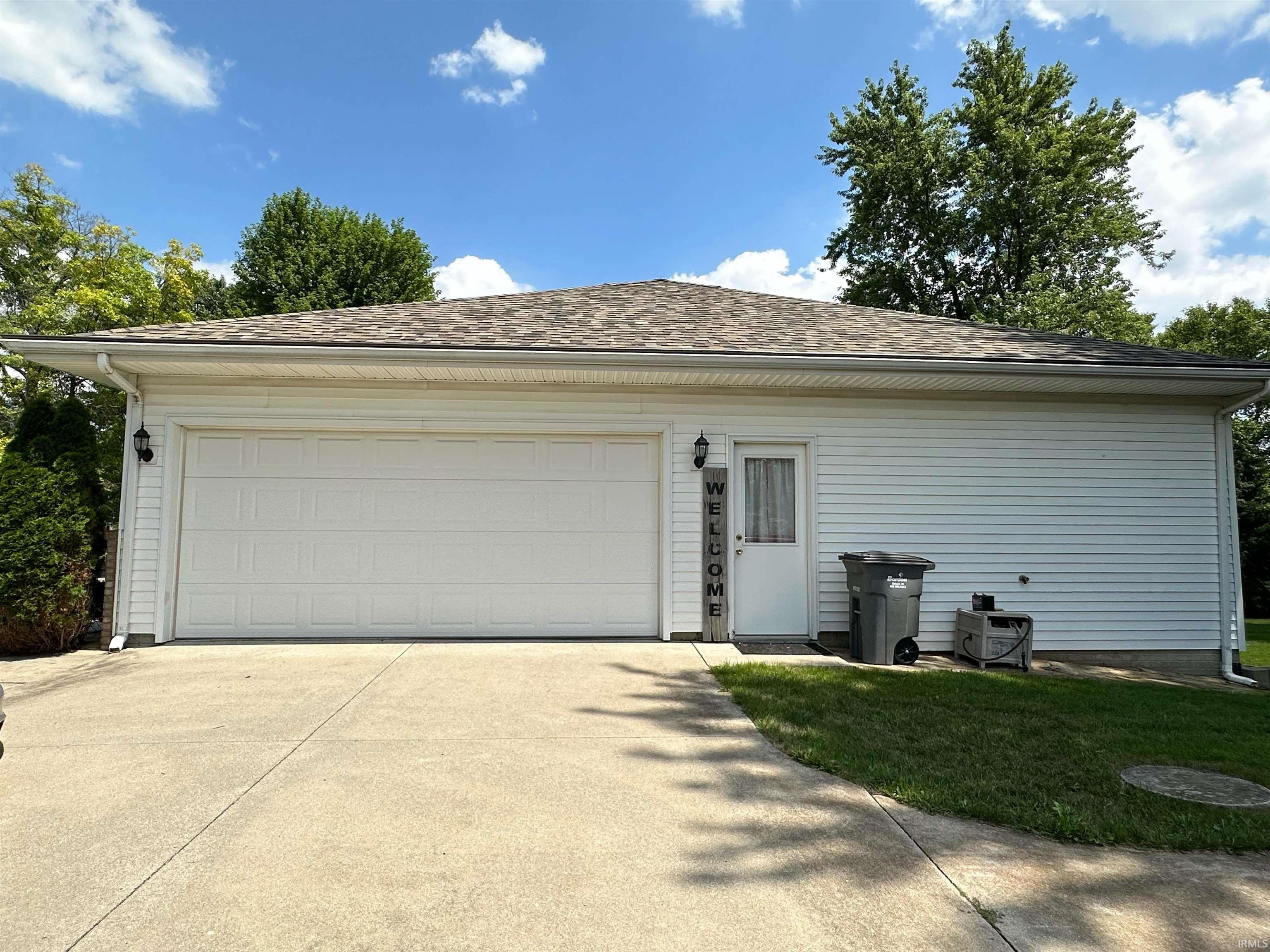 16648 Stoney Lane