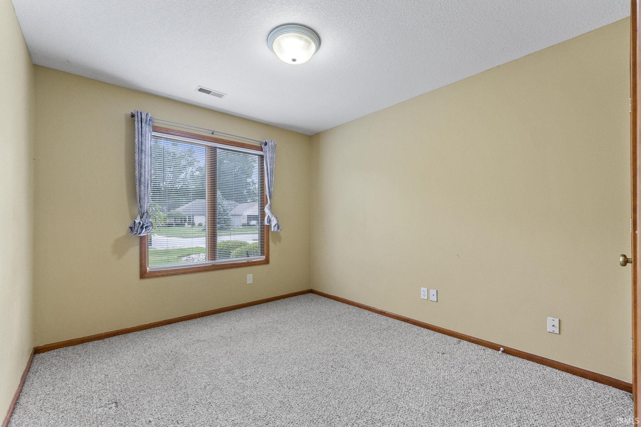 4110 Three Oaks