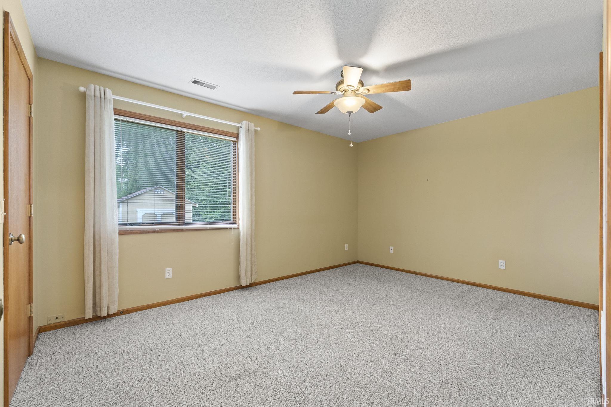 4110 Three Oaks