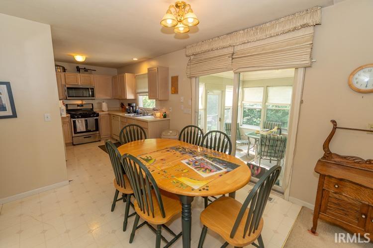 720 Copperfield