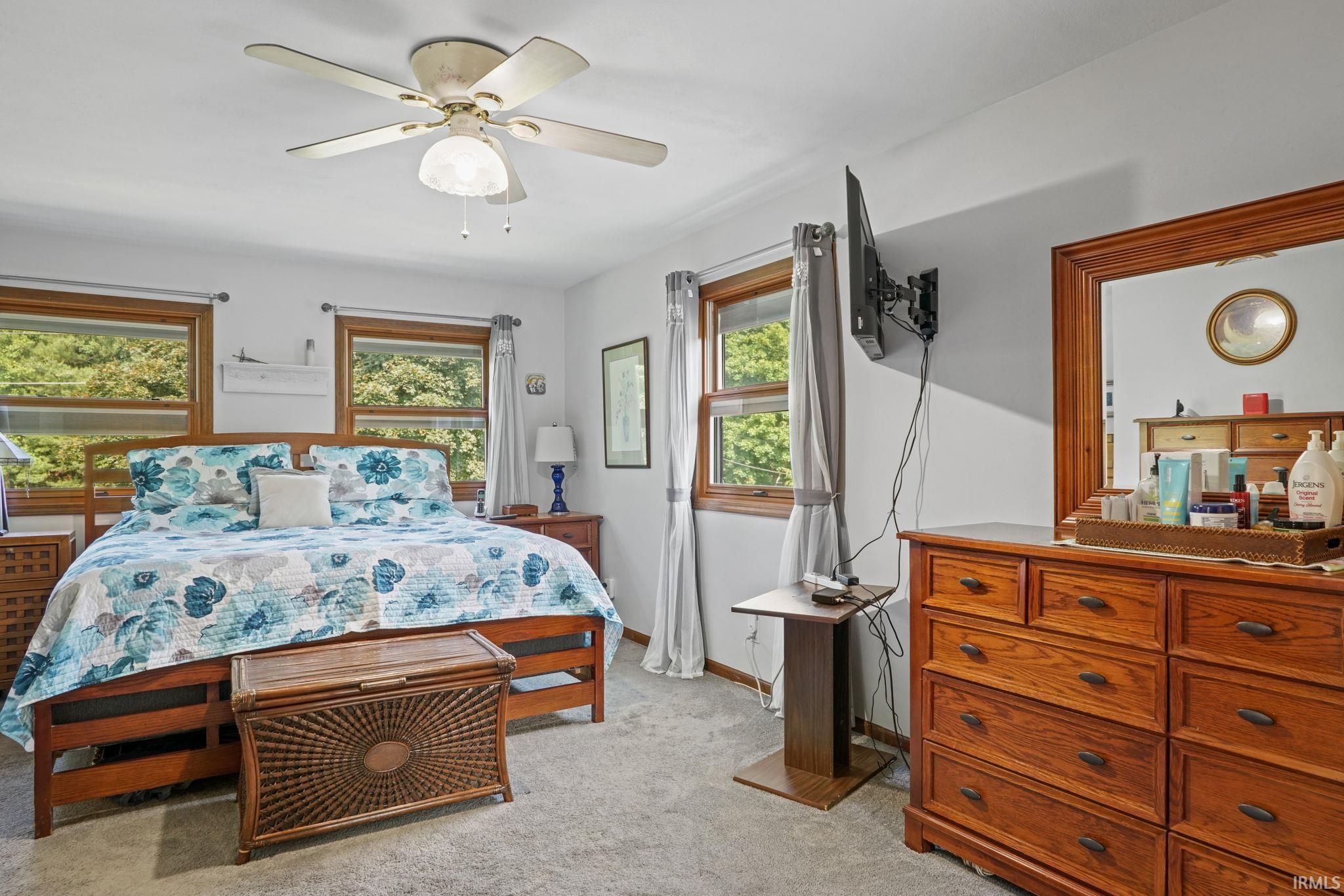 52034 Hickory
