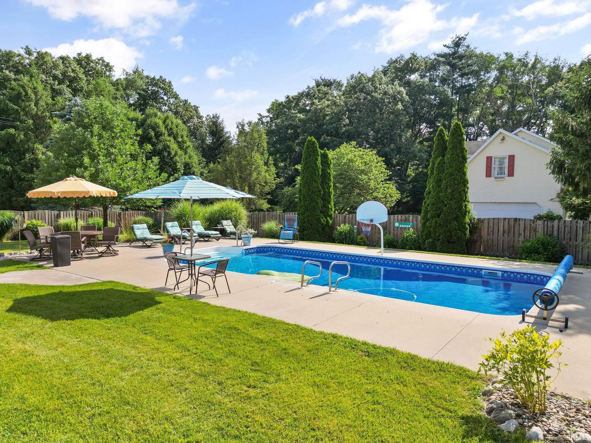 52034 Hickory
