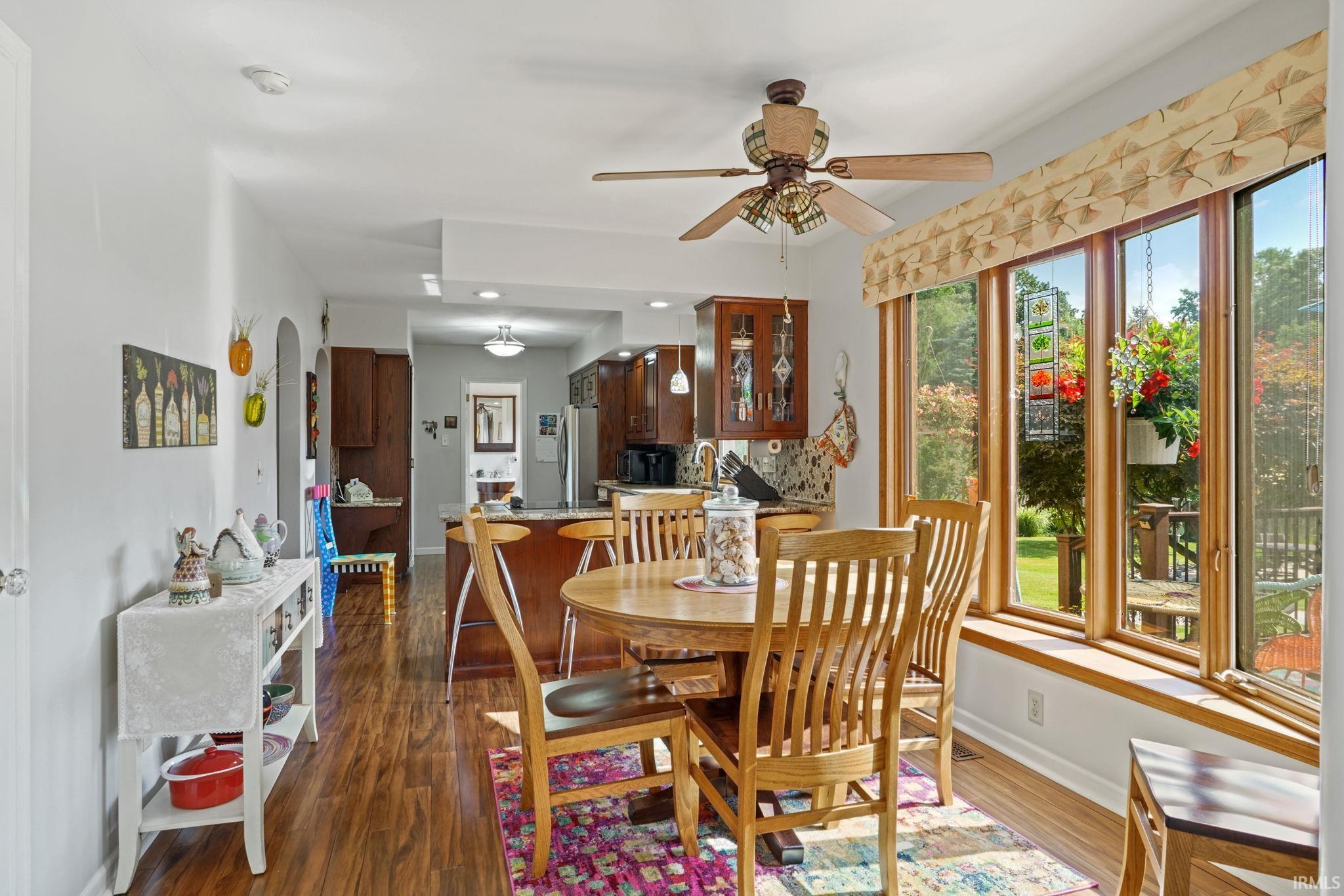 52034 Hickory