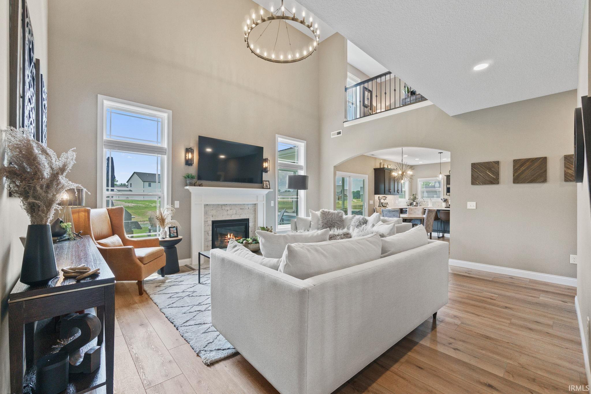 1193 Brewster