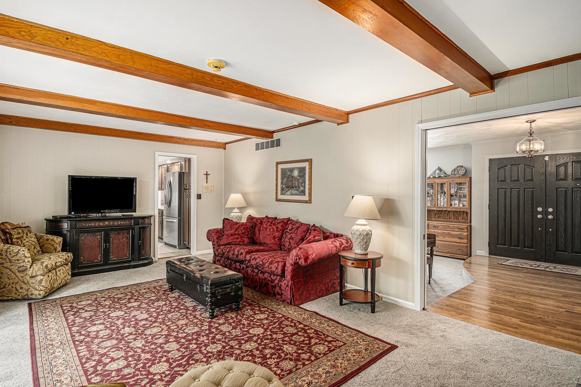 52105 Woodridge