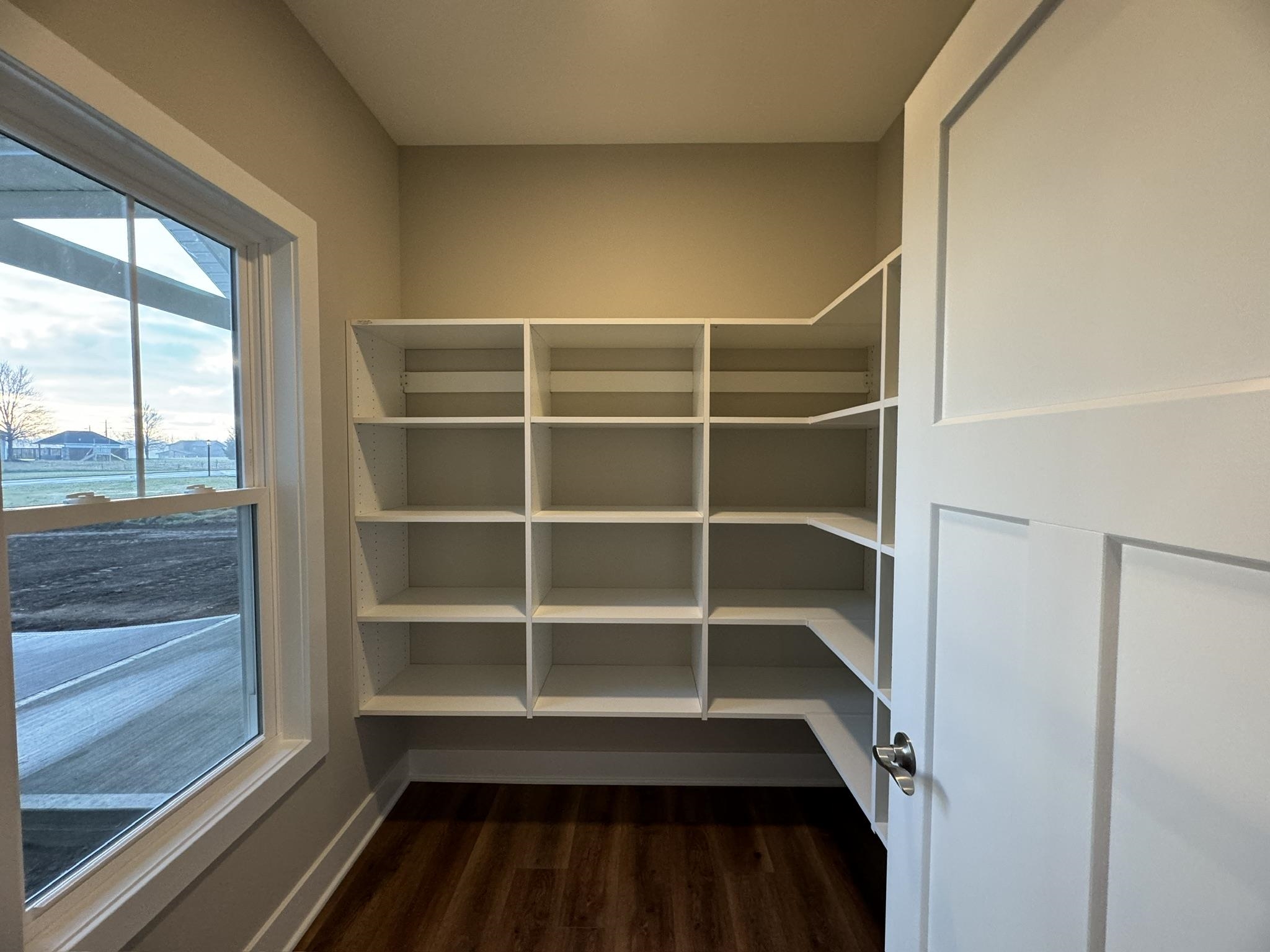 1207 Dresdin