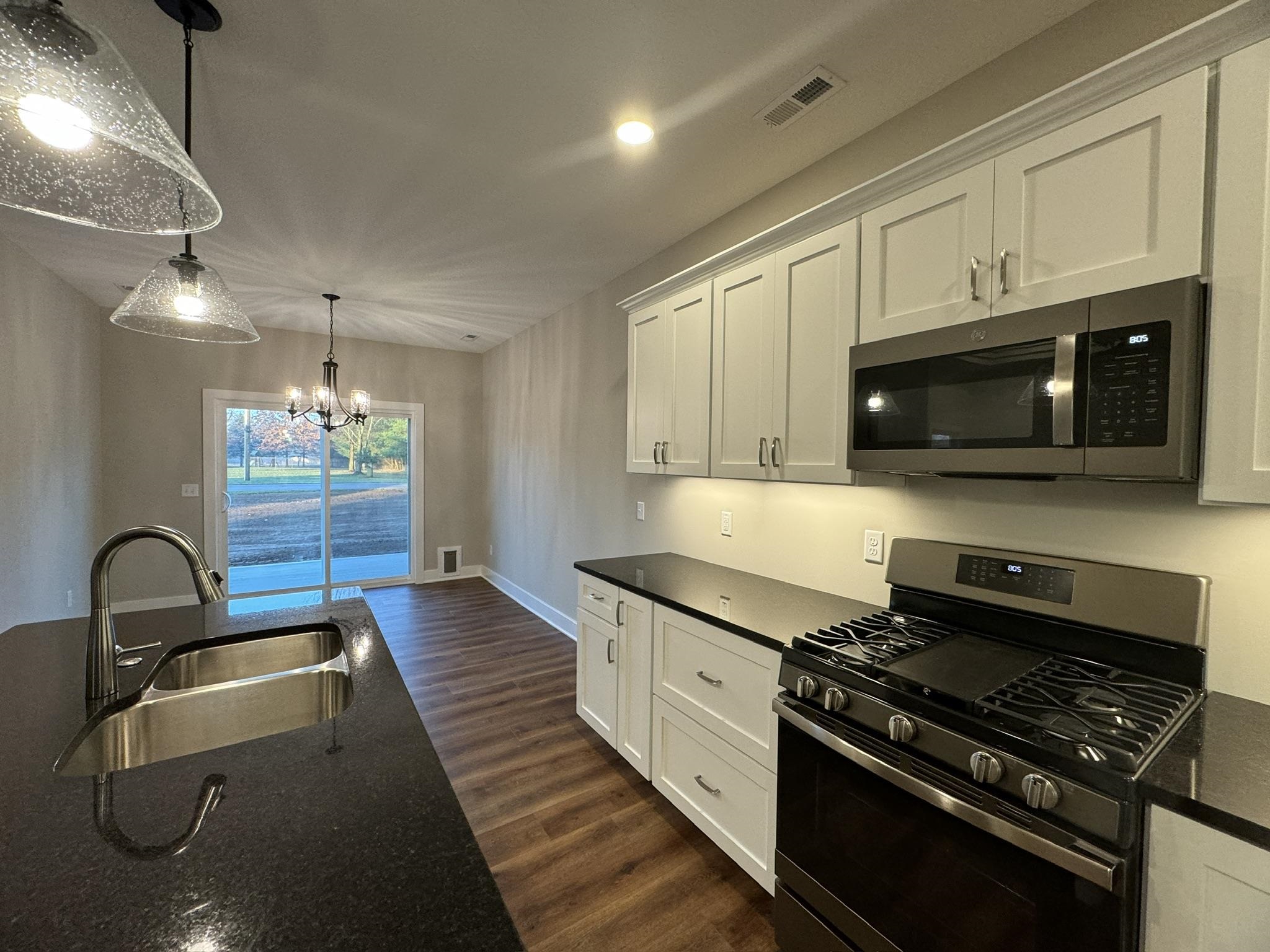 1207 Dresdin
