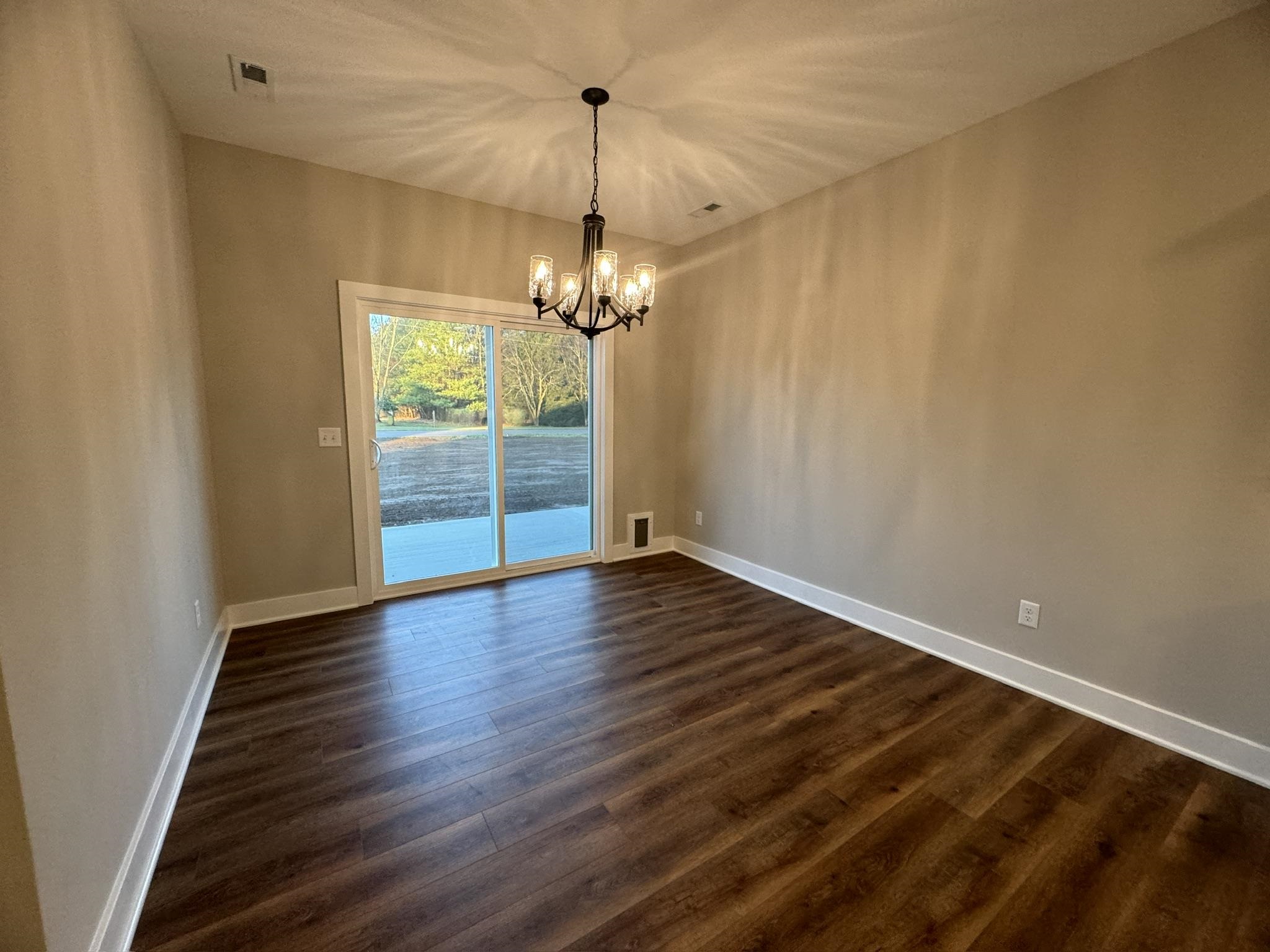 1207 Dresdin