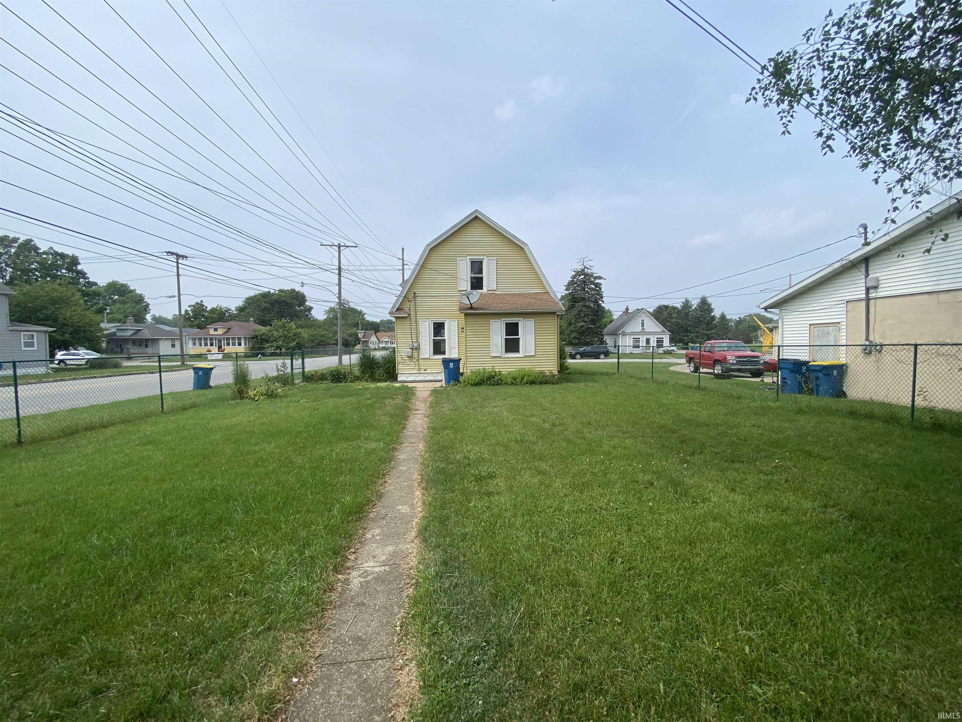 1005 Lawrence