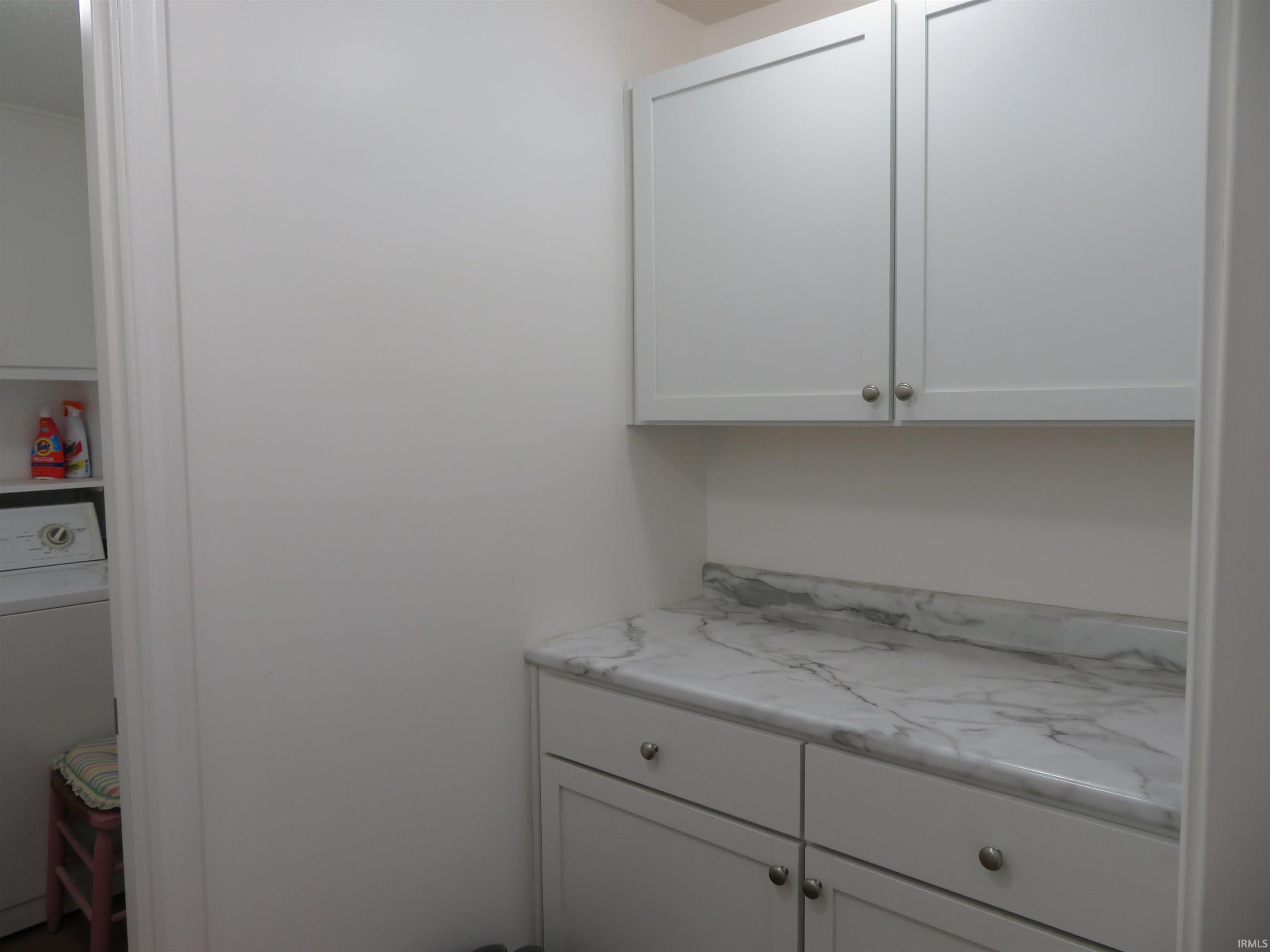 5326 Oak Mast