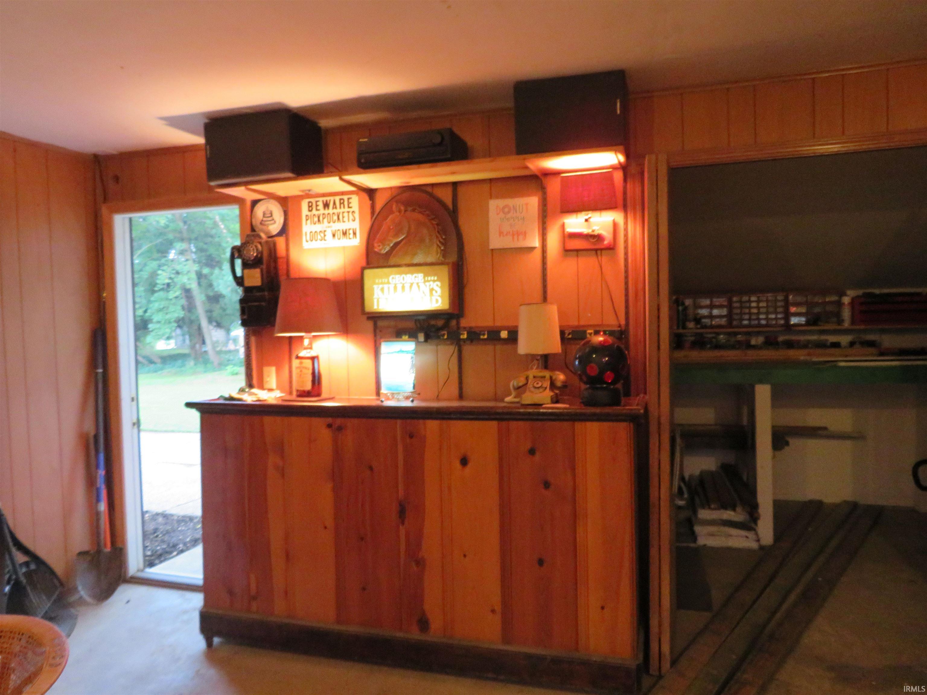 5326 Oak Mast