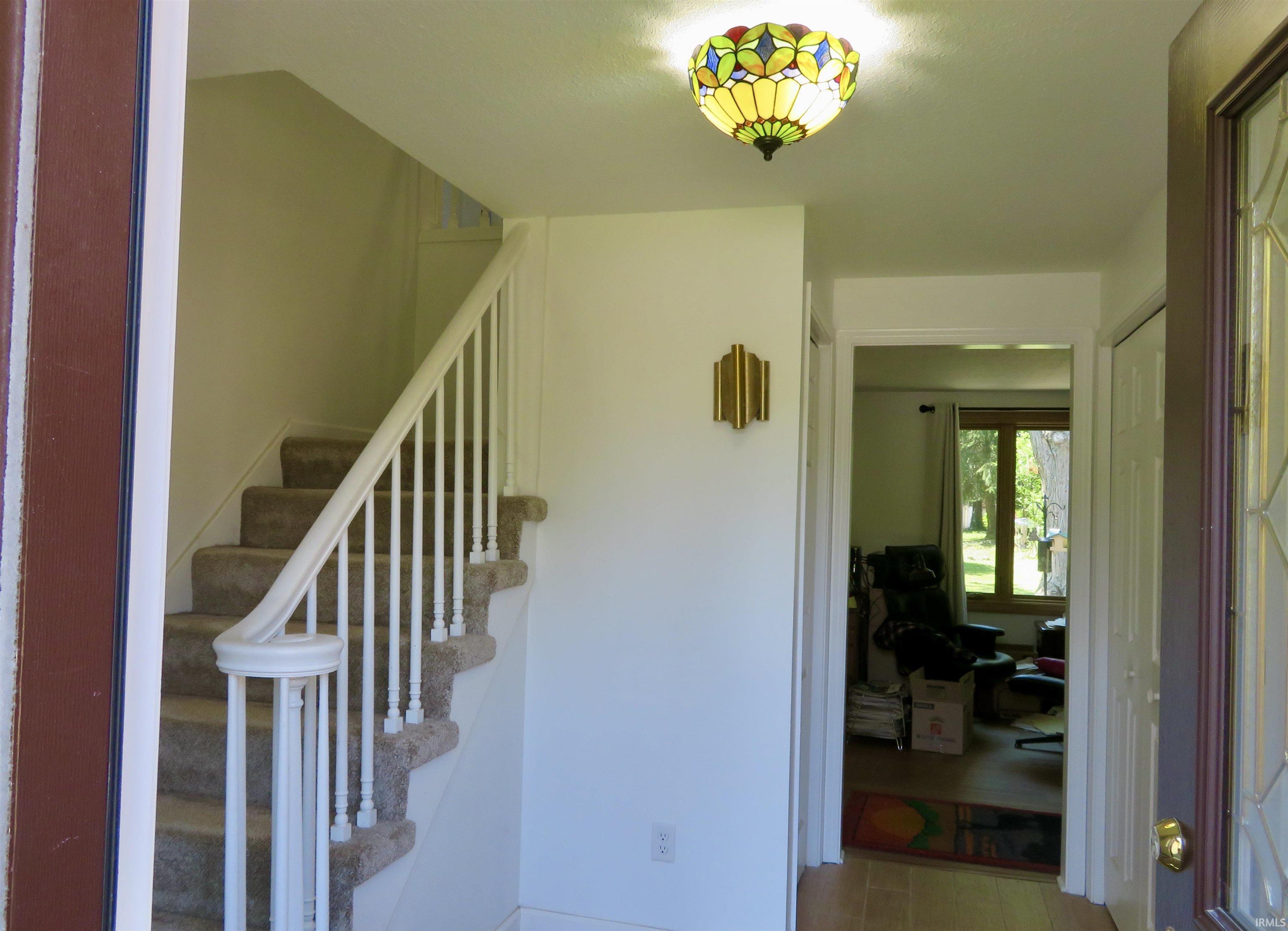 5326 Oak Mast