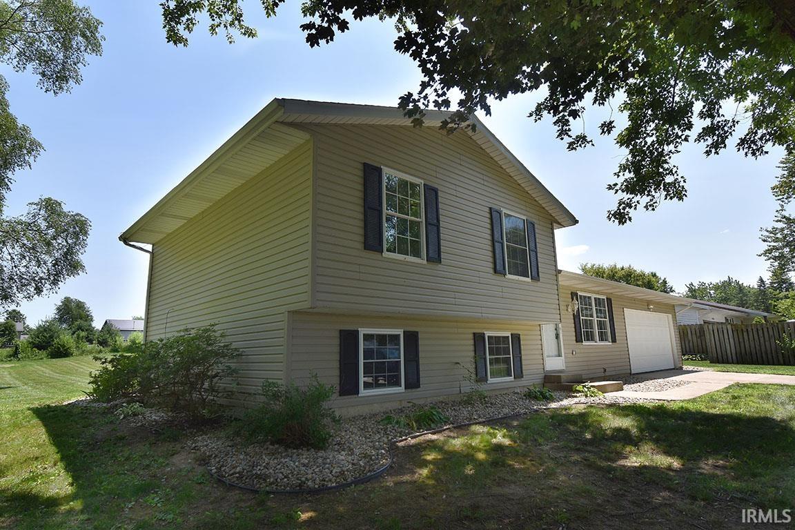 57290 County Road 27