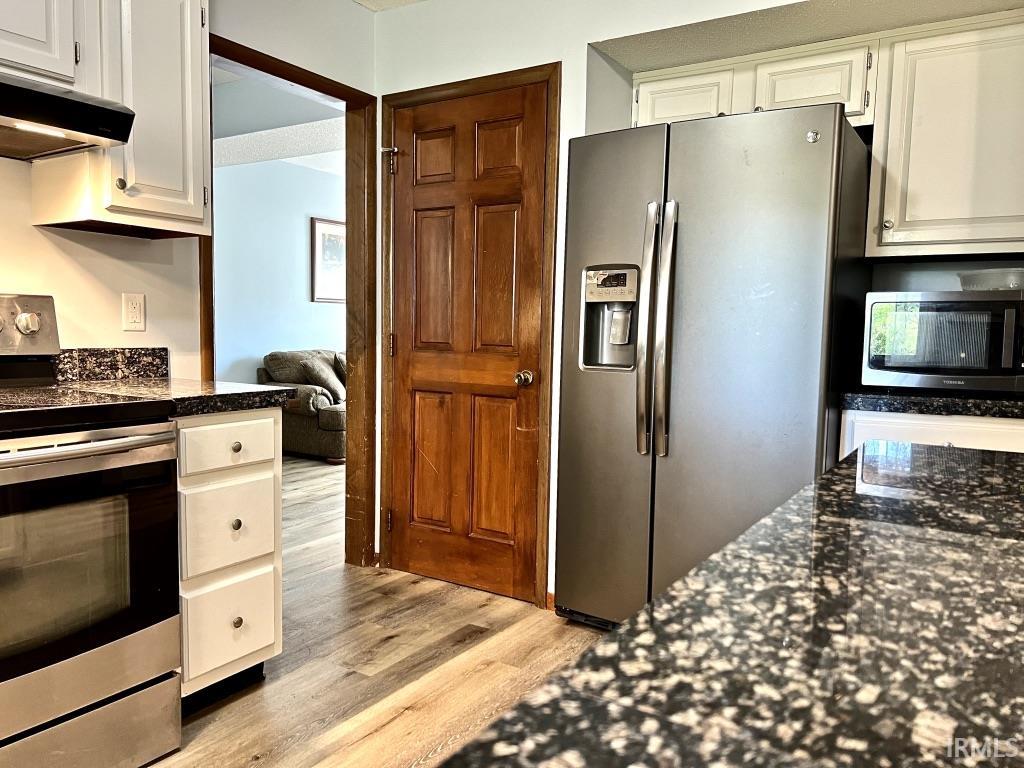 3426 Walden