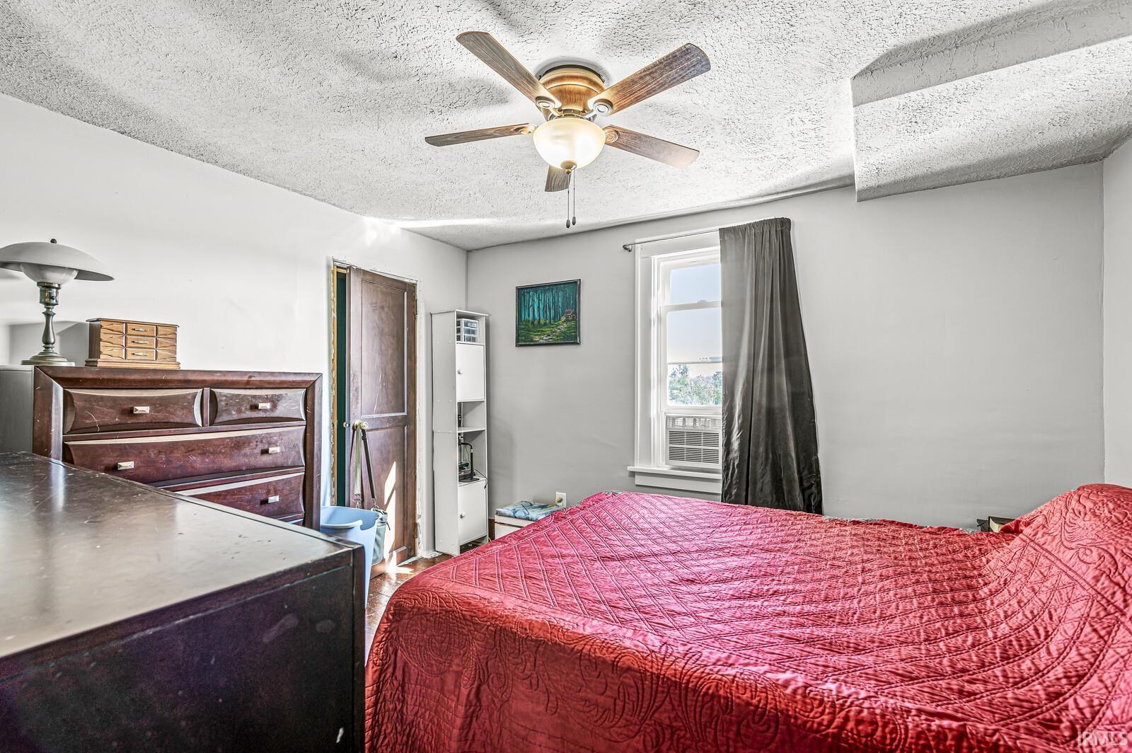 51281 State Road 15
