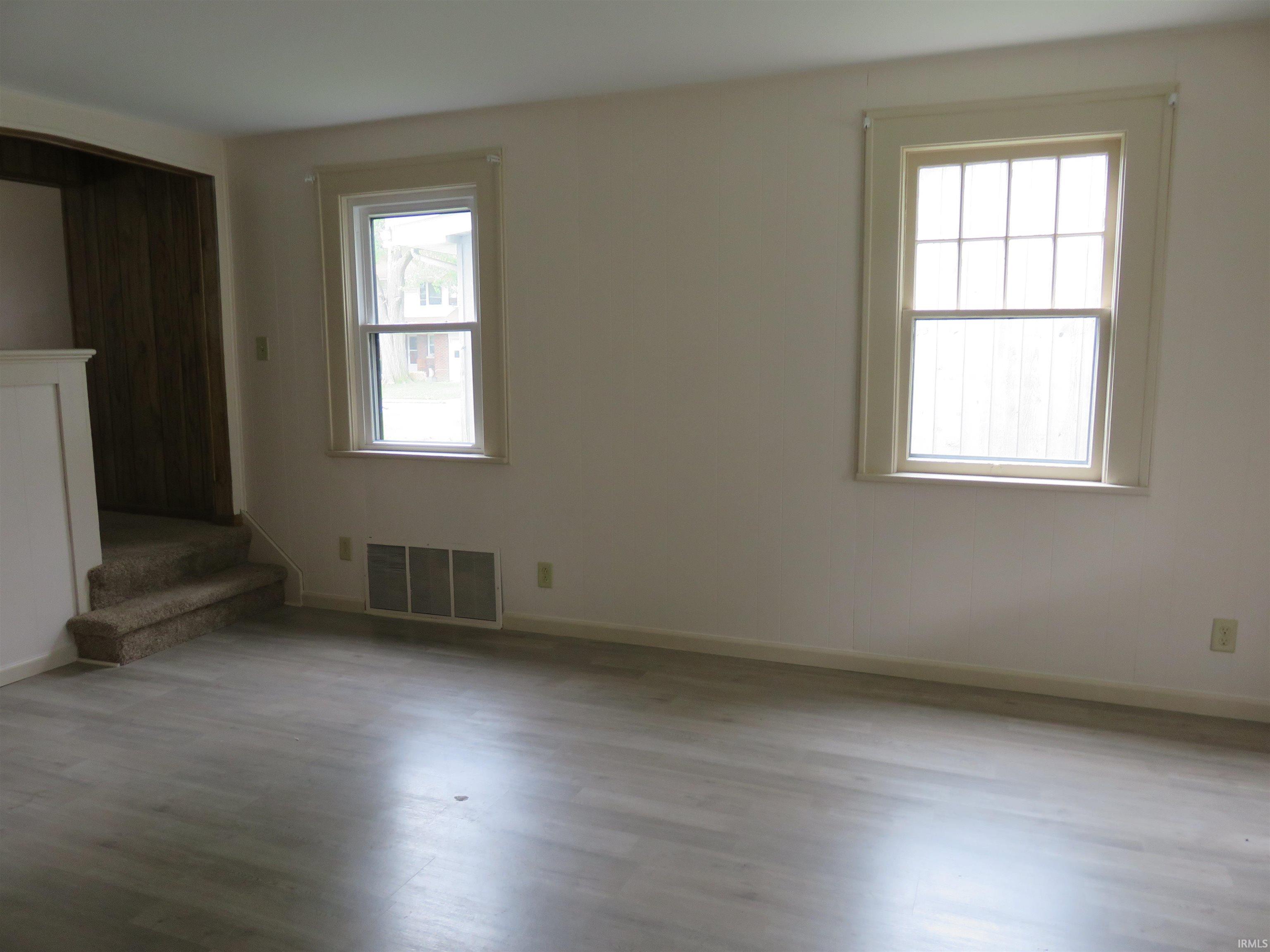 2519 Crescent
