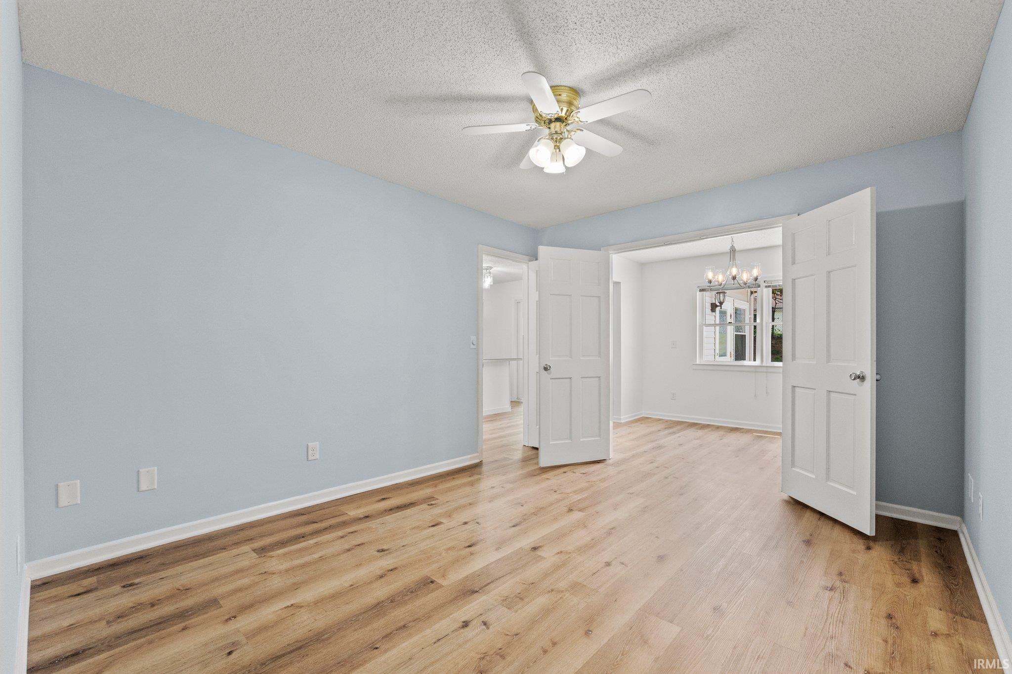 814 Apple Hill