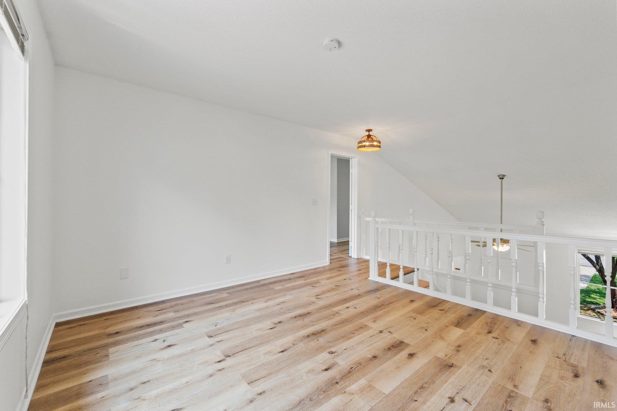 814 Apple Hill