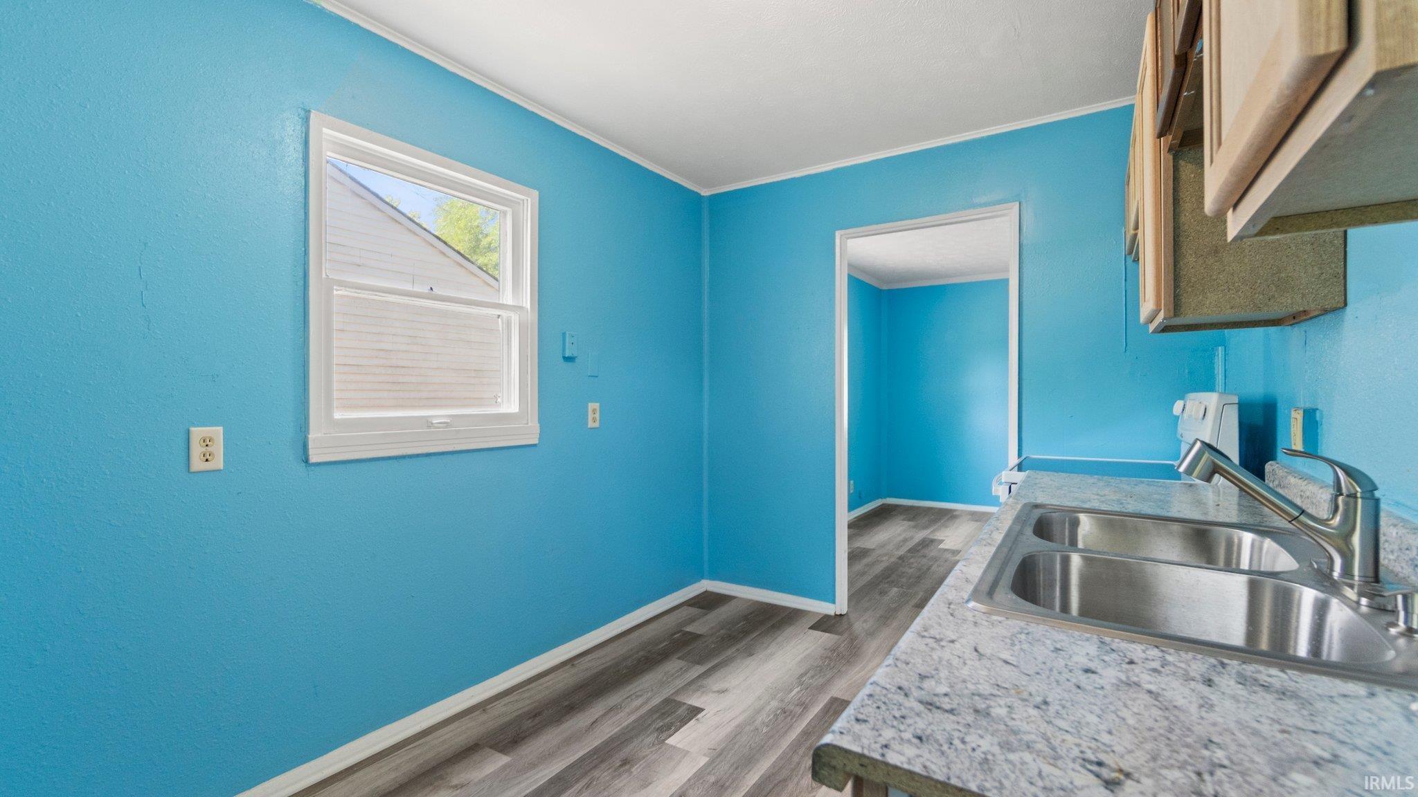 4809 Holton