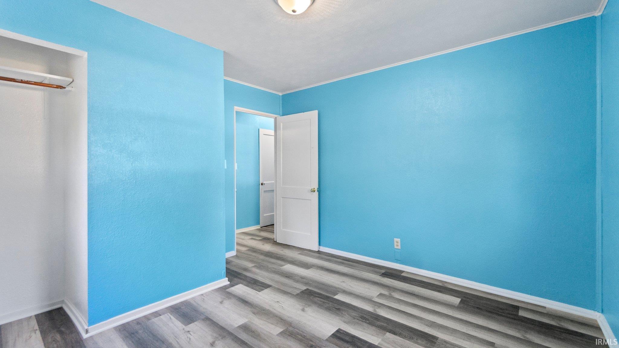 4809 Holton