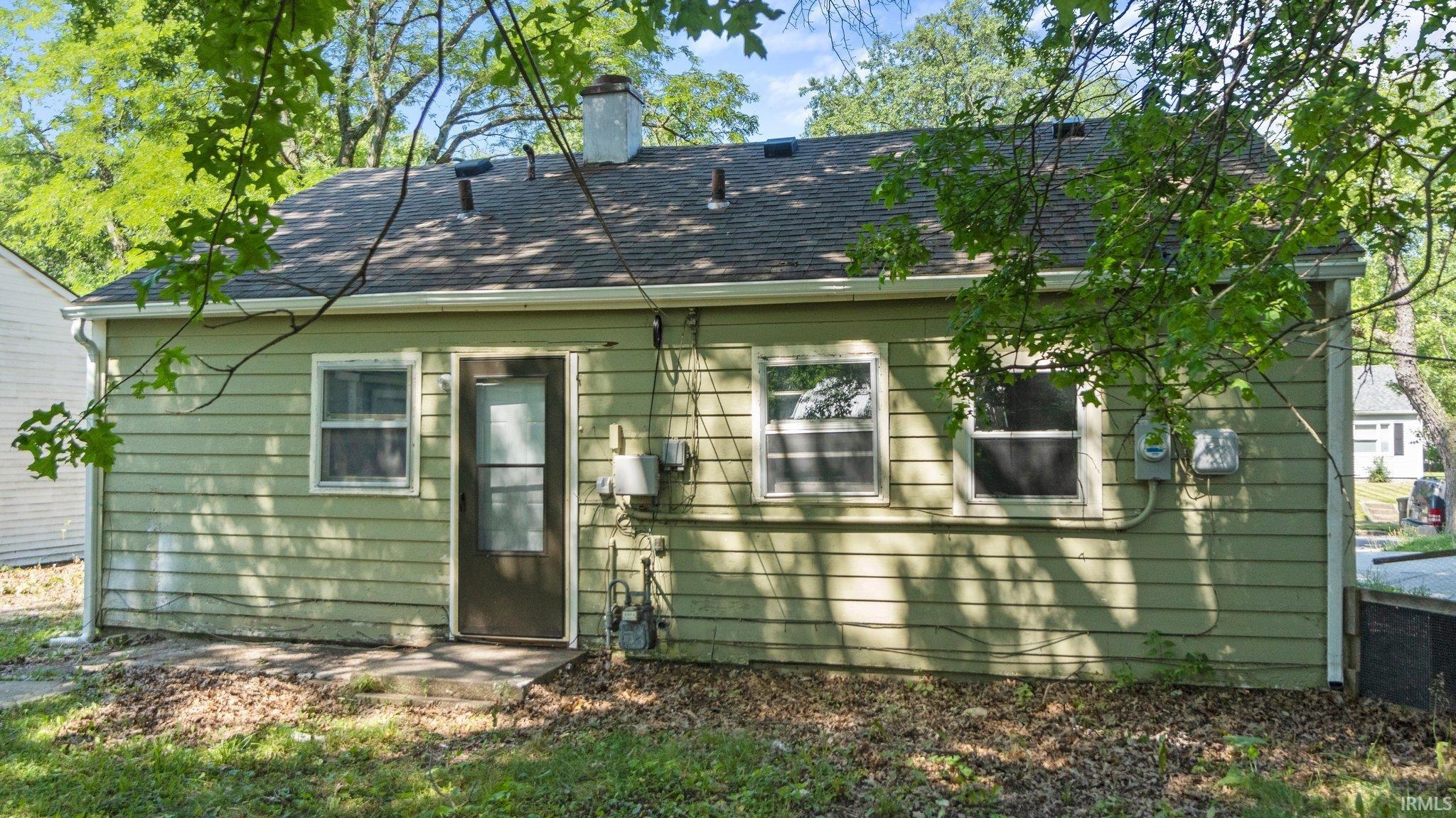 4809 Holton