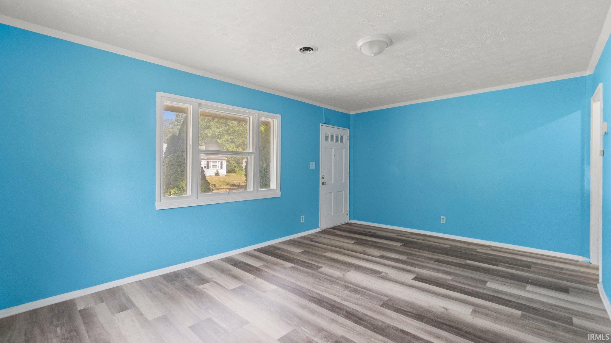 4809 Holton