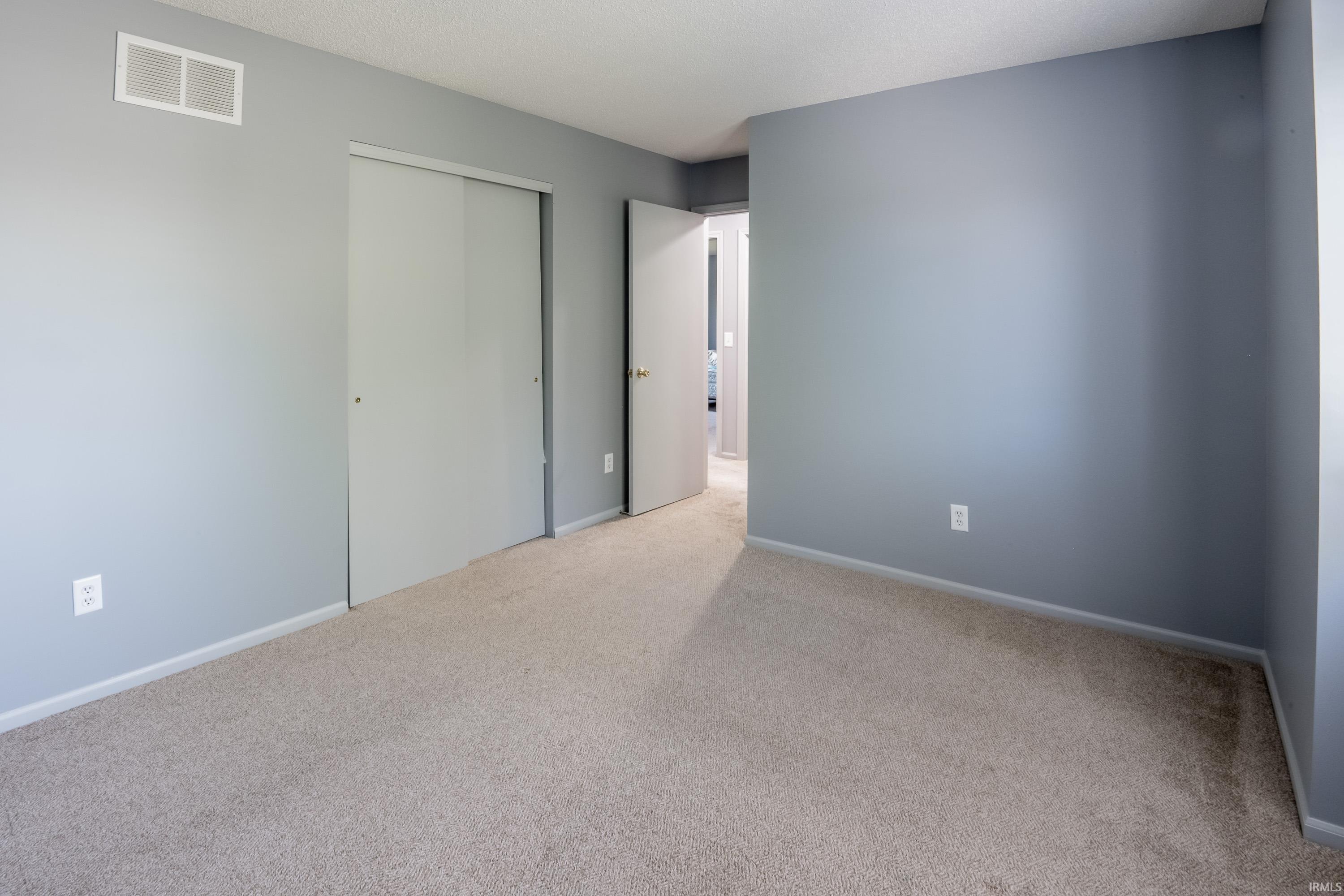 7712 Buttermore