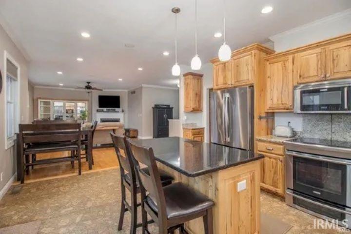 123 Westgate