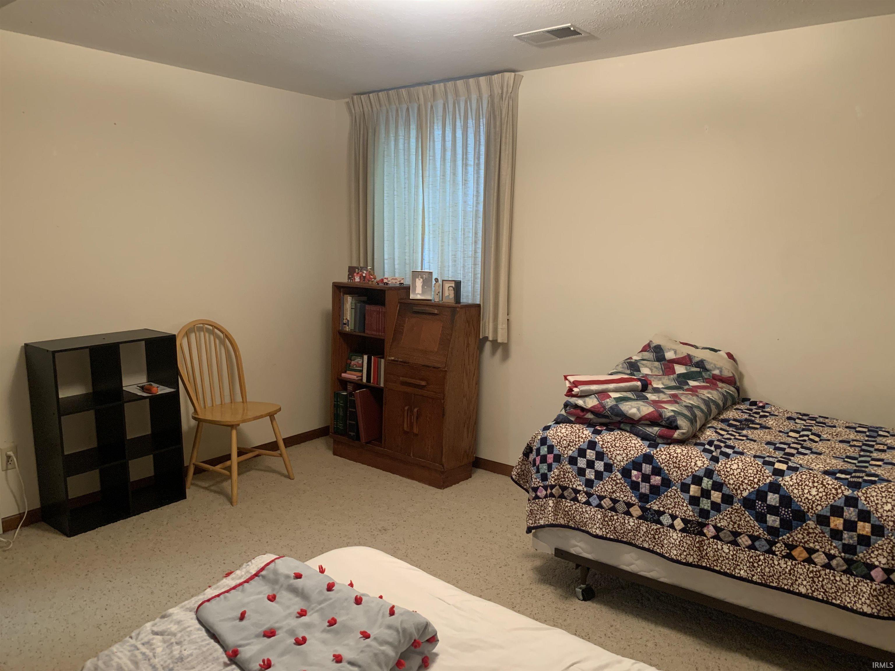 1454 Hampton