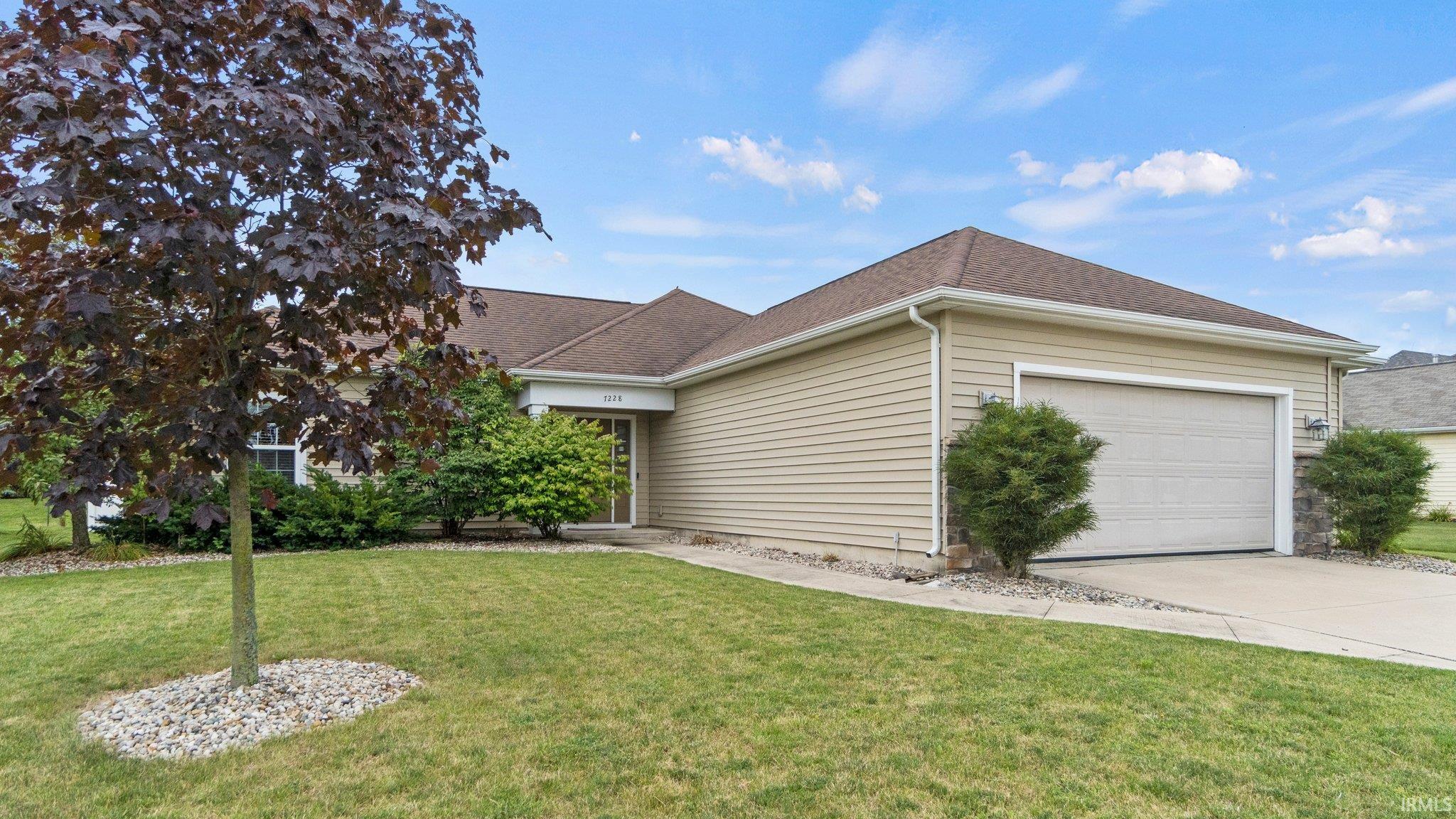 7228 Summerlyn