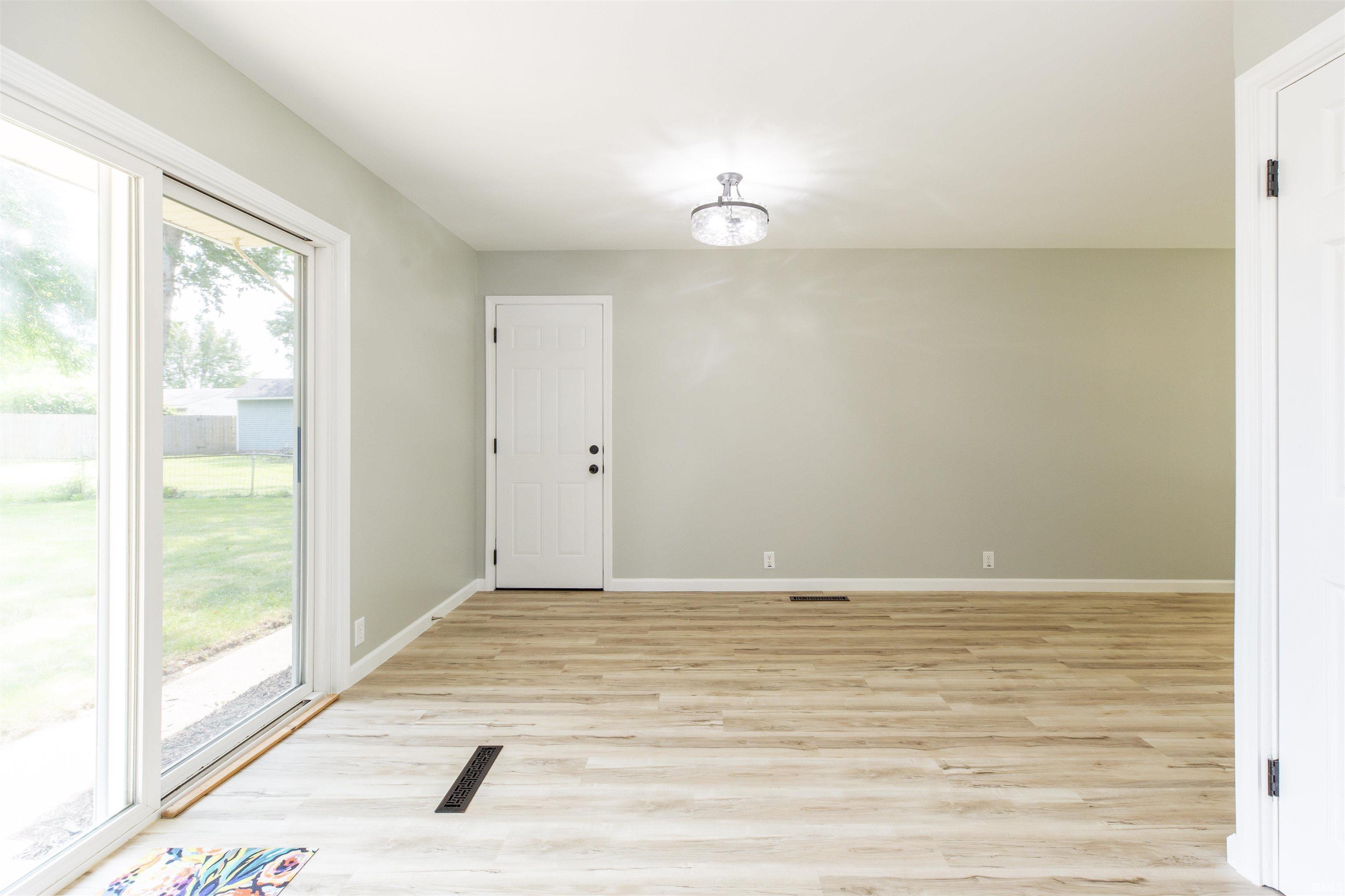 1140 Byron