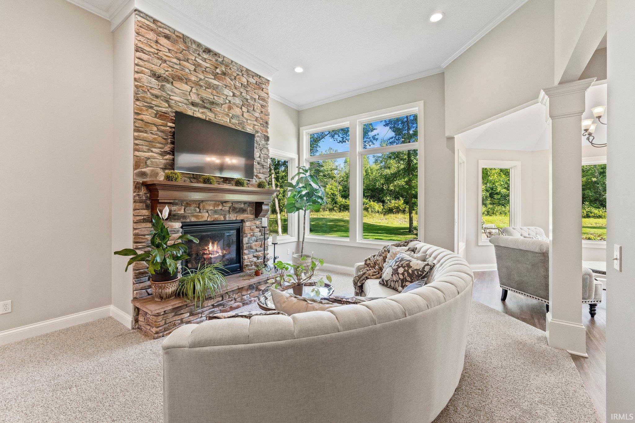 1825 Woodland