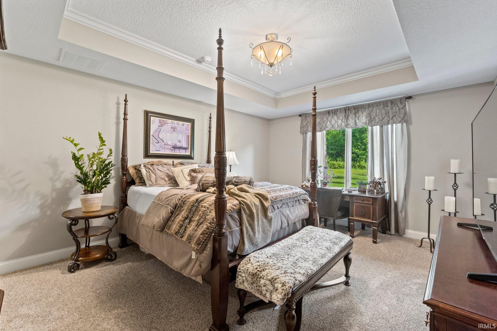 1825 Woodland