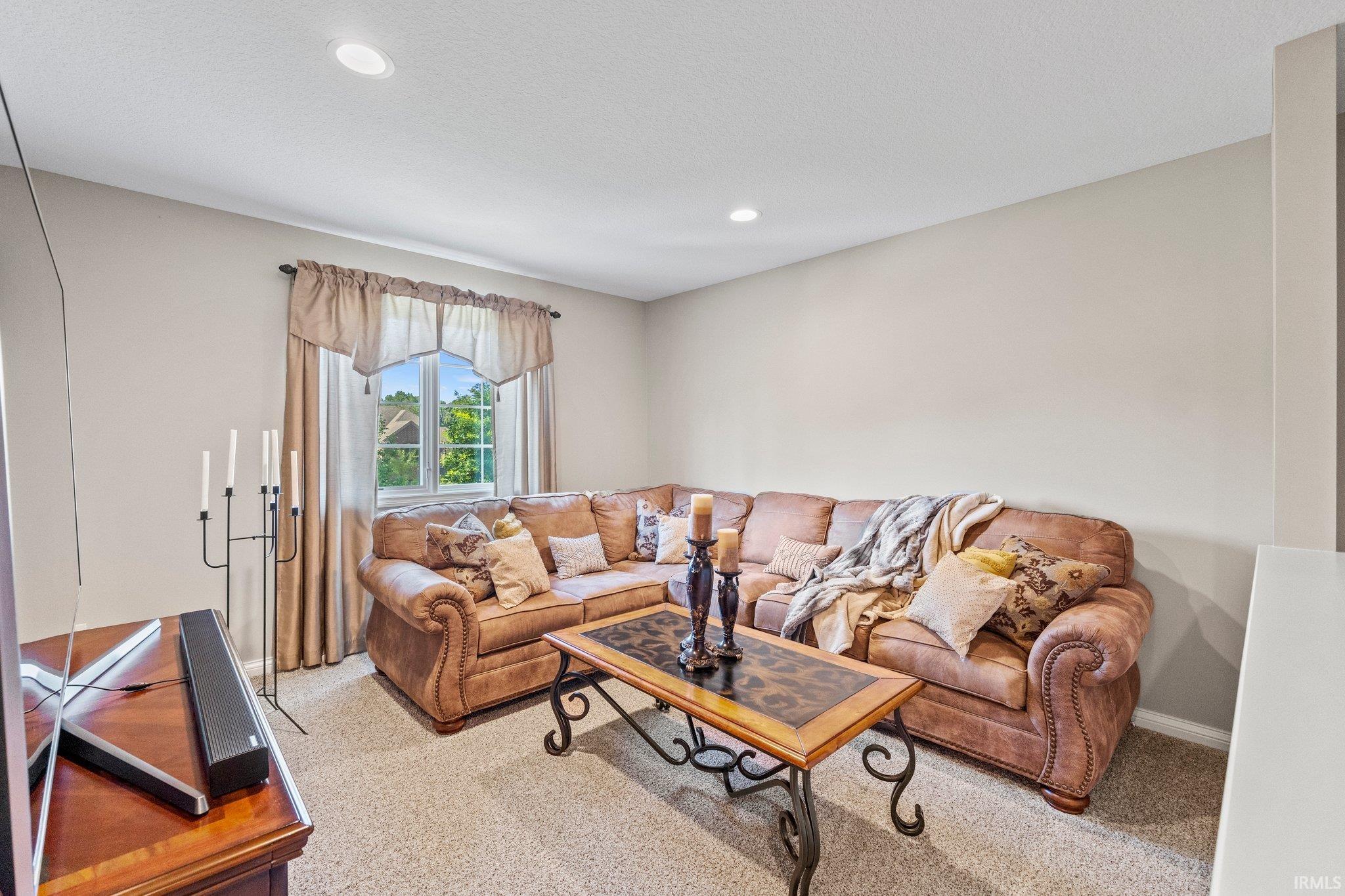 1825 Woodland