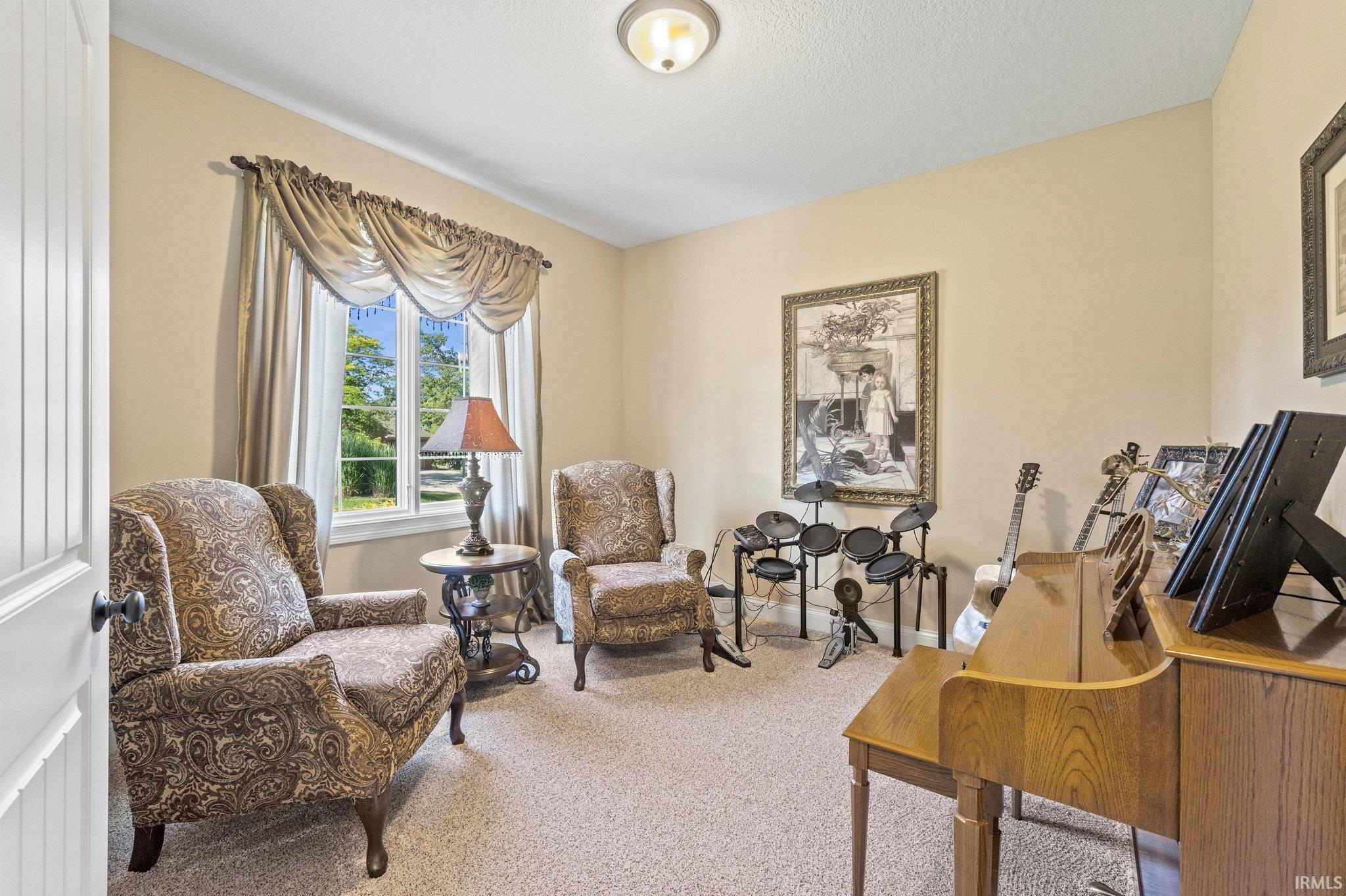 1825 Woodland