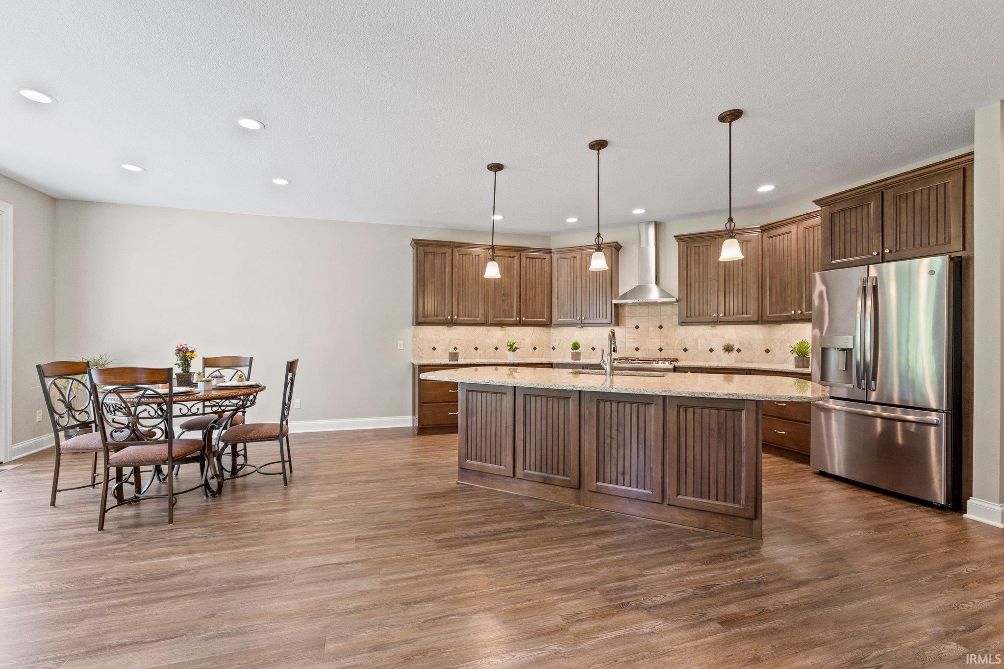 1825 Woodland