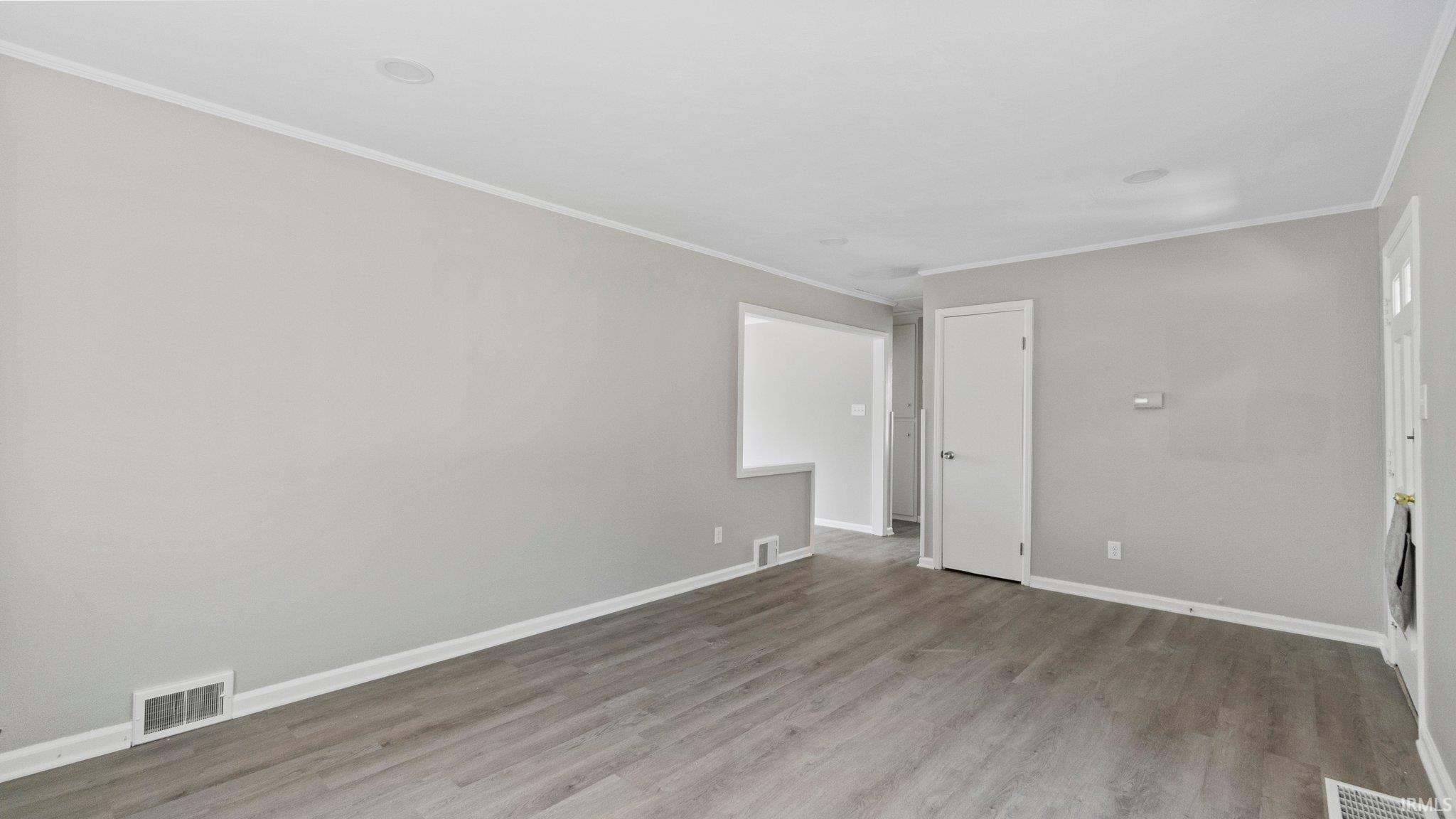 2122 Kenwood