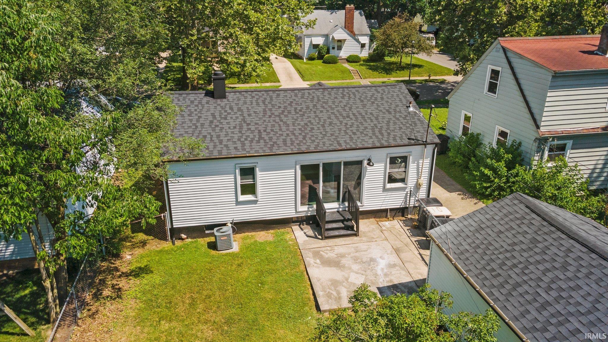 2122 Kenwood