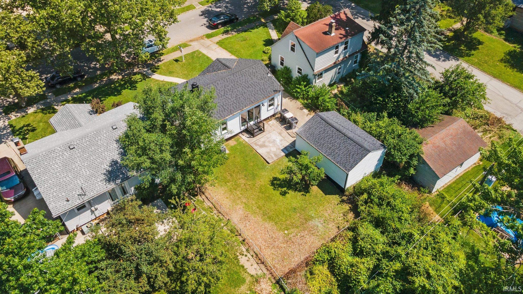 2122 Kenwood