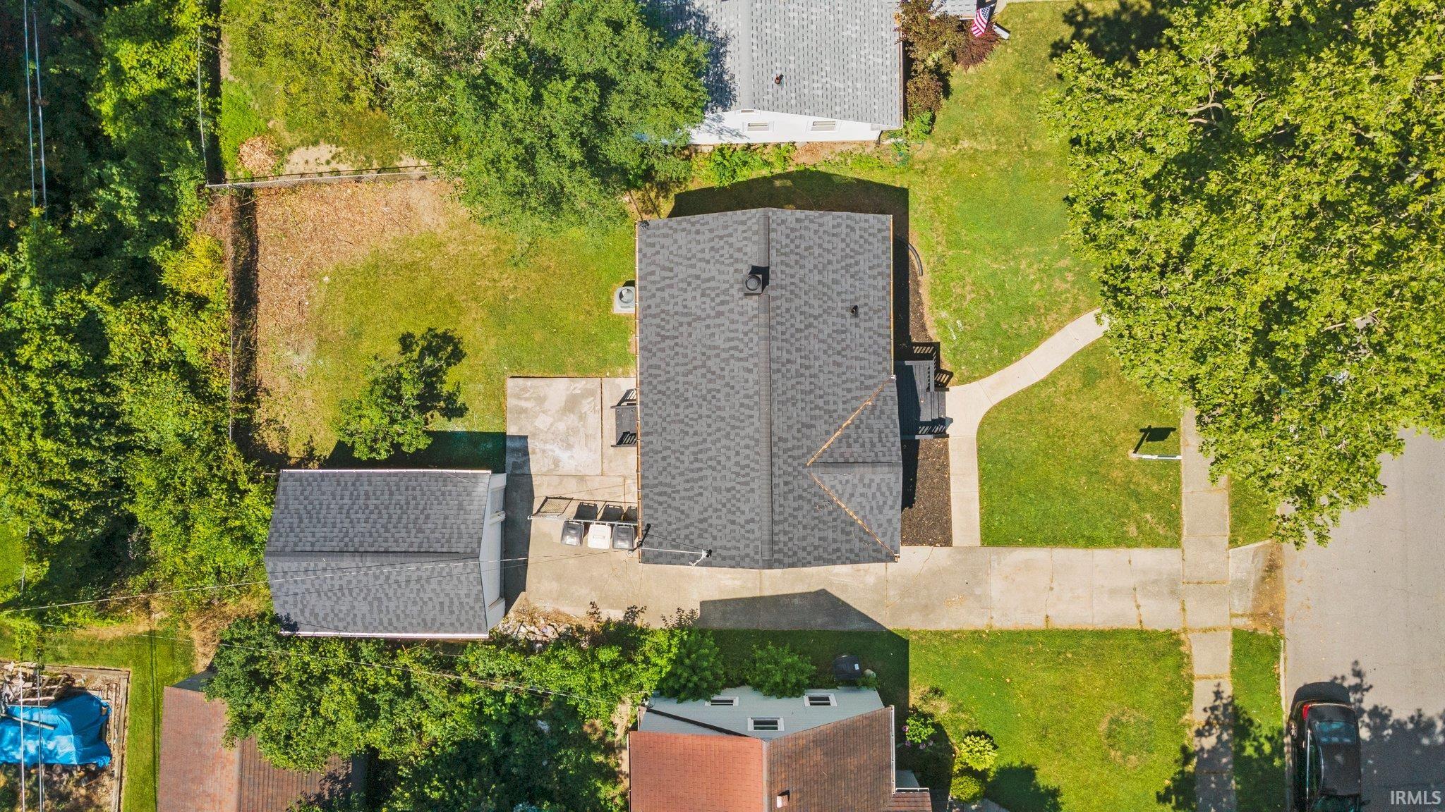 2122 Kenwood
