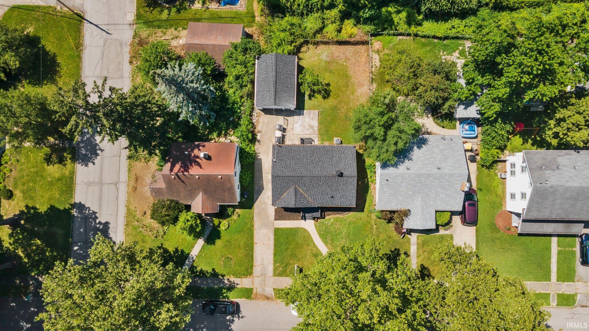 2122 Kenwood